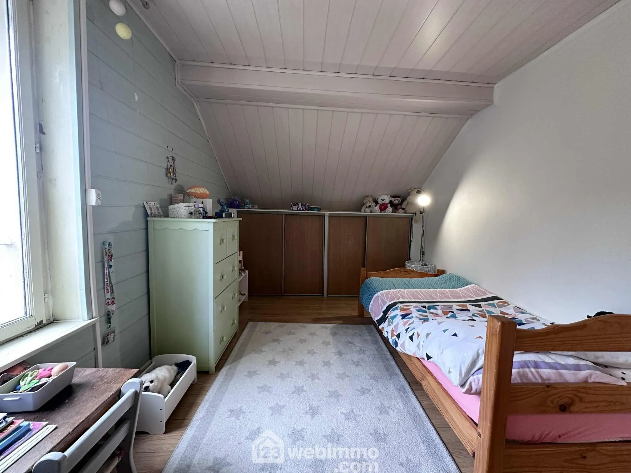 Maison de 100 m² avec terrain et parking à Laon – Opportunité rare 