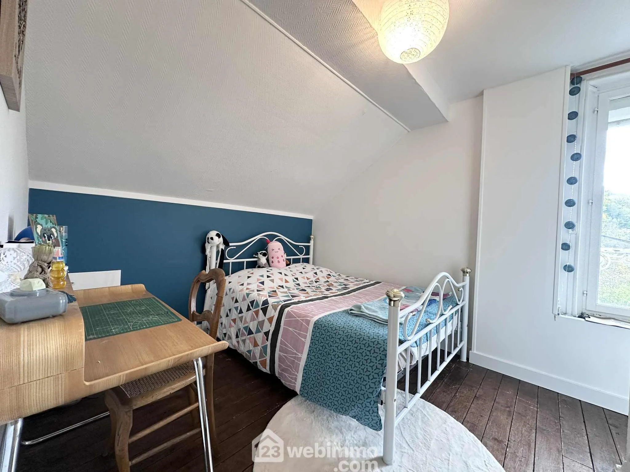 Maison de 100 m² avec terrain et parking à Laon – Opportunité rare 