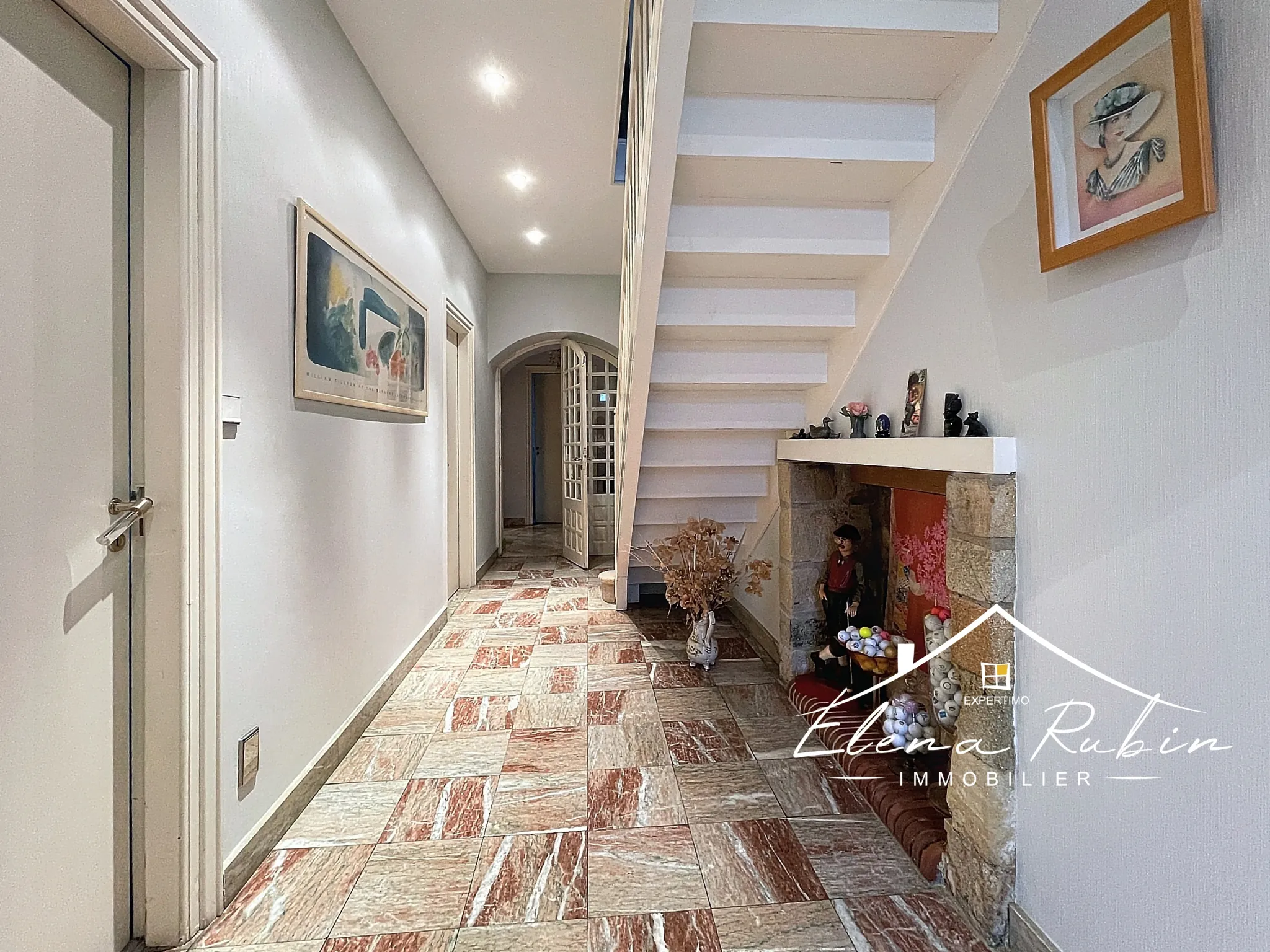 Maison de caractère à La Guerche-de-Bretagne - 6 chambres, terrain 1000 m², potentiel d’investissement 