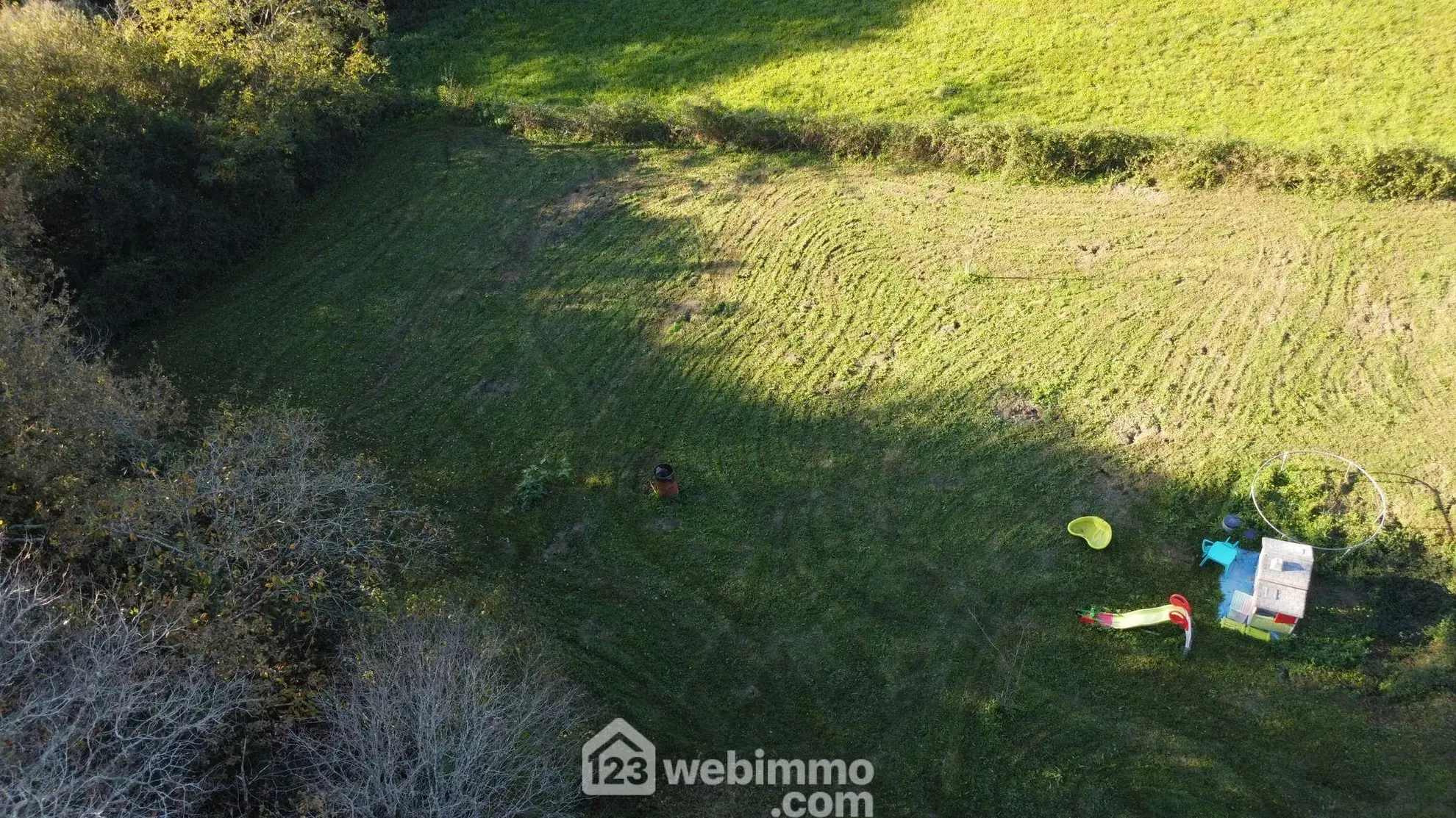 Maison récente de 100 m² avec 3 chambres à Lacajunte, proximité d'Arzacq Arraziguet 