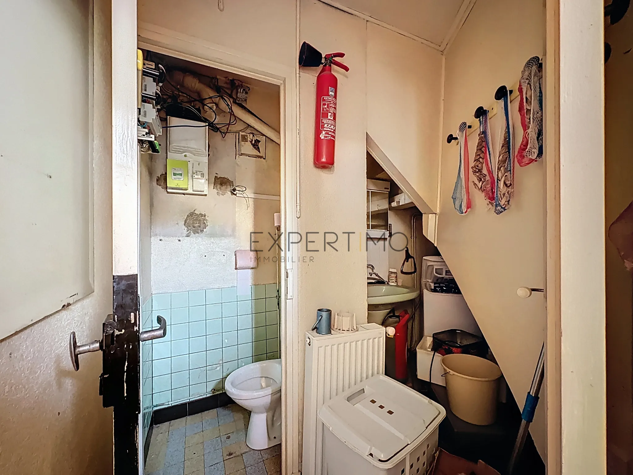 Grande maison à rénover avec fort potentiel à Laives (71240) 