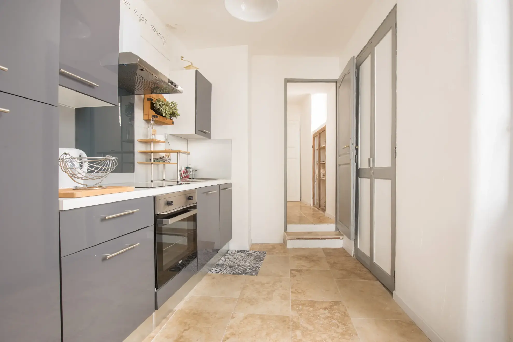 Maison de village à vendre à L'Isle-sur-la-Sorgue, charme et authenticité 