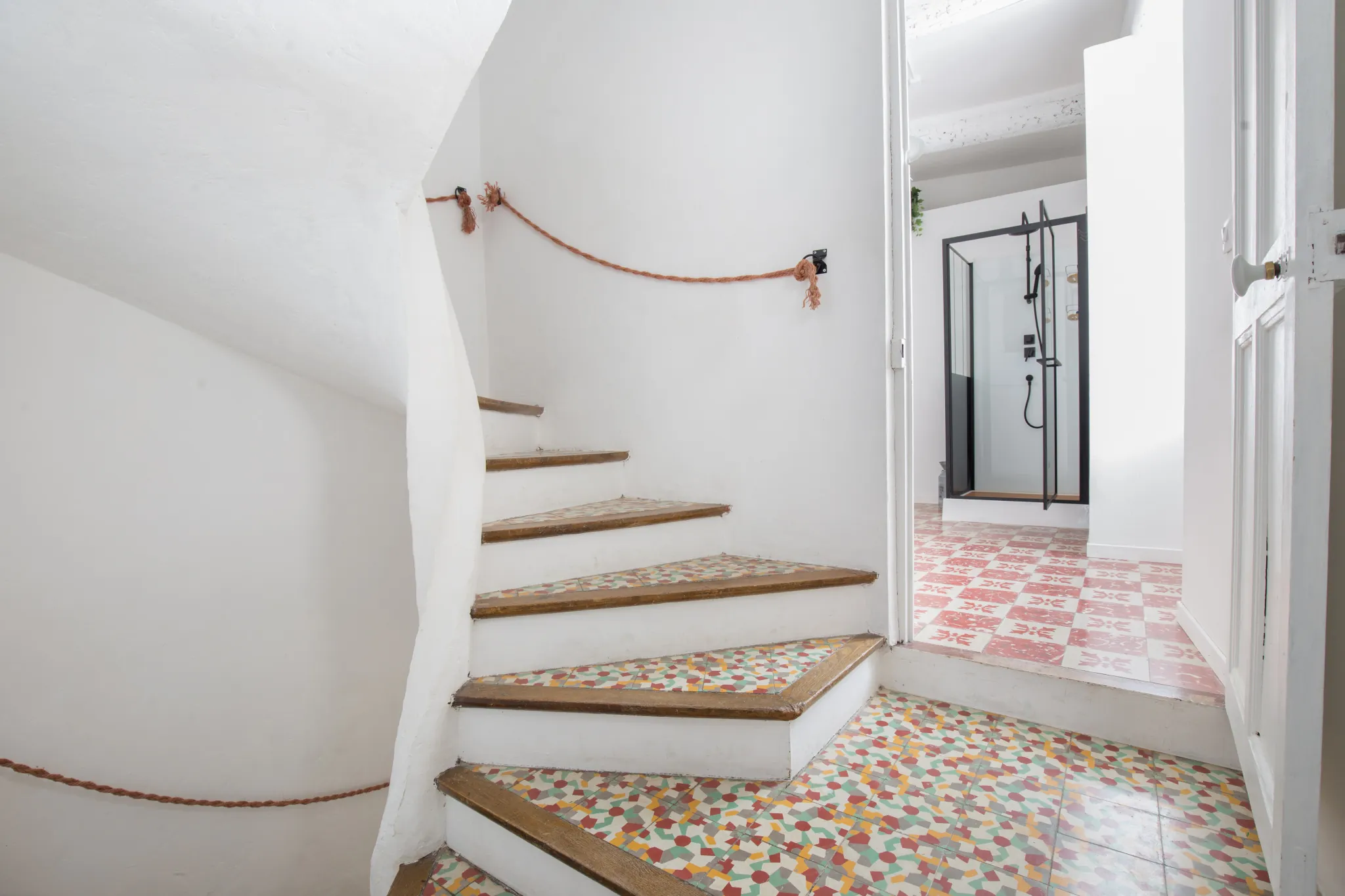 Maison de village à vendre à L'Isle-sur-la-Sorgue, charme et authenticité 