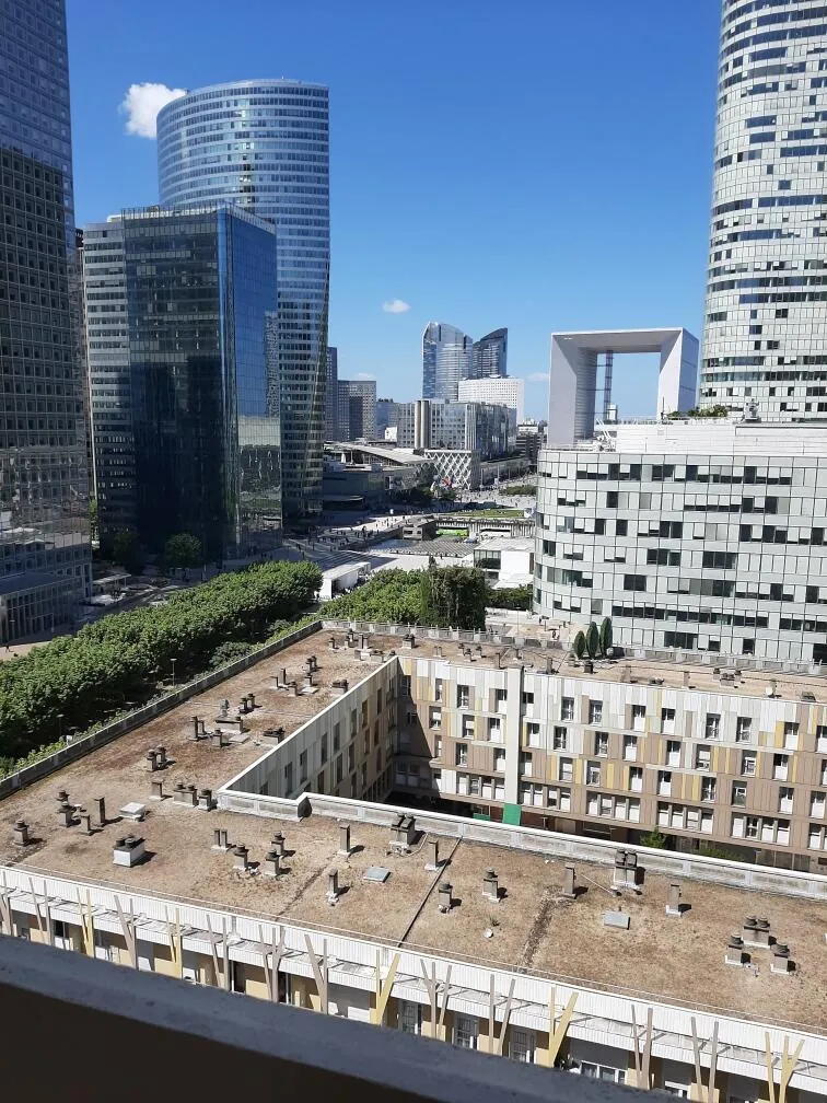 Studio à vendre avec vue sur la Grande Arche à Courbevoie - Esplanade 