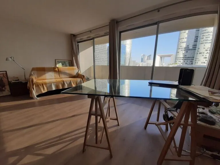 Studio à vendre avec vue sur la Grande Arche à Courbevoie - Esplanade