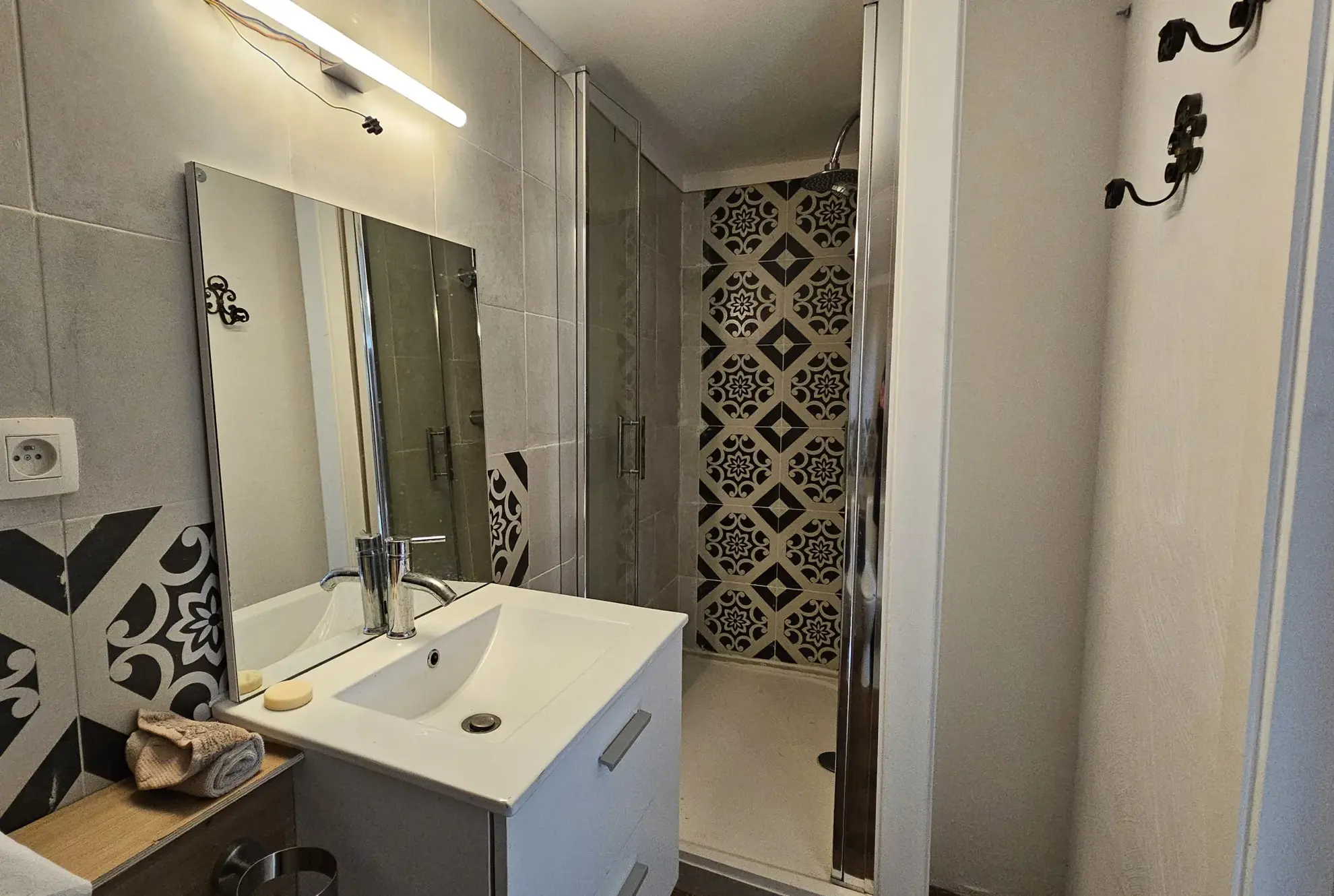 Charmante maison de village rénovée à Valderoure avec vue campagne - 100 m² 