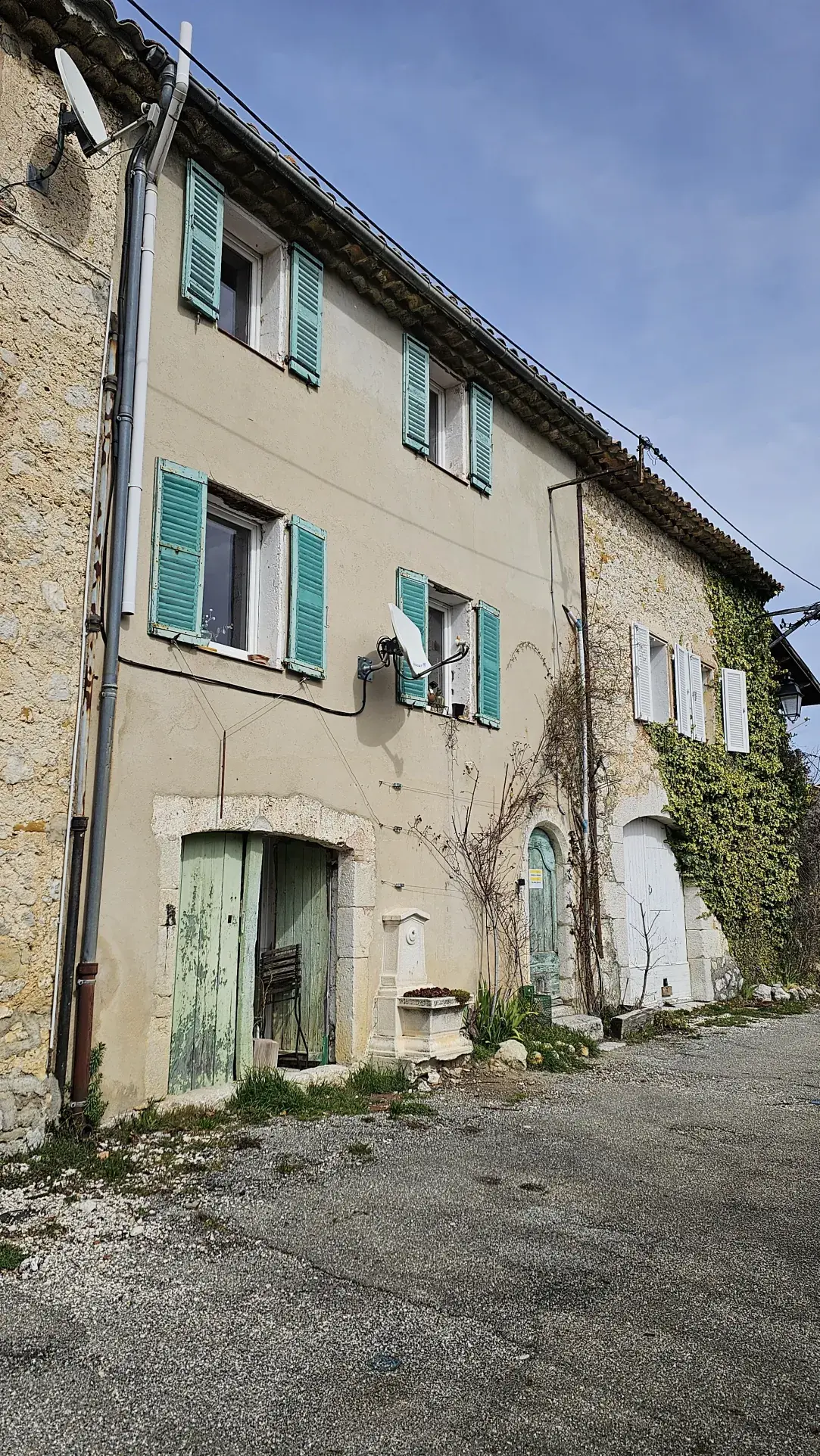 Charmante maison de village rénovée à Valderoure avec vue campagne - 100 m² 