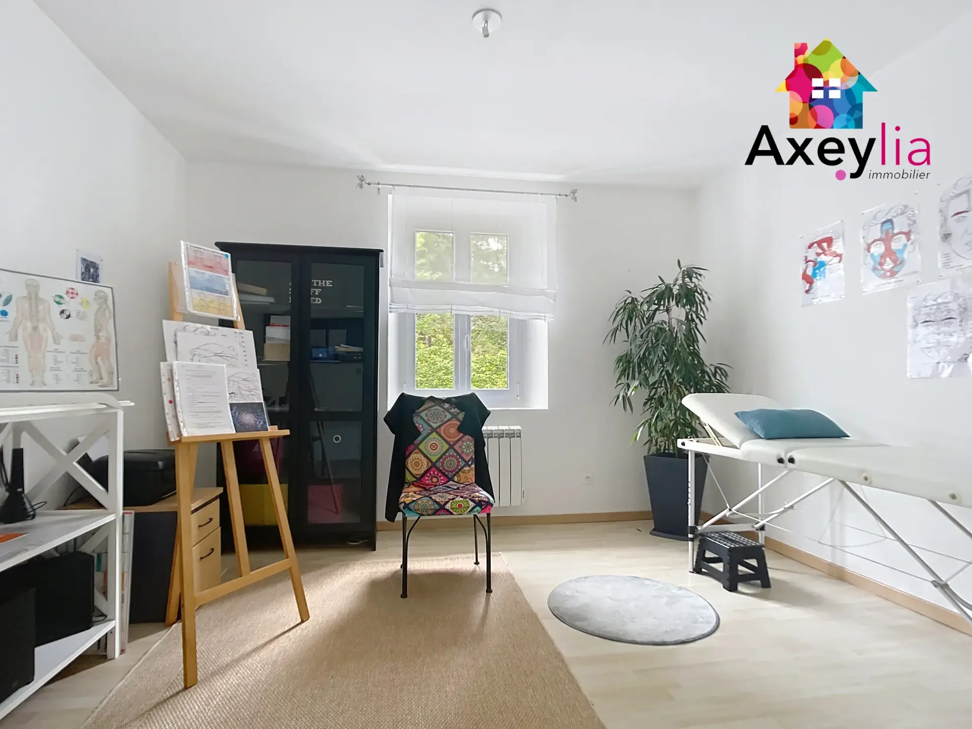 Maison rénovée avec 3 chambres, jardin arboré et sous-sol à Briennon (42720) 