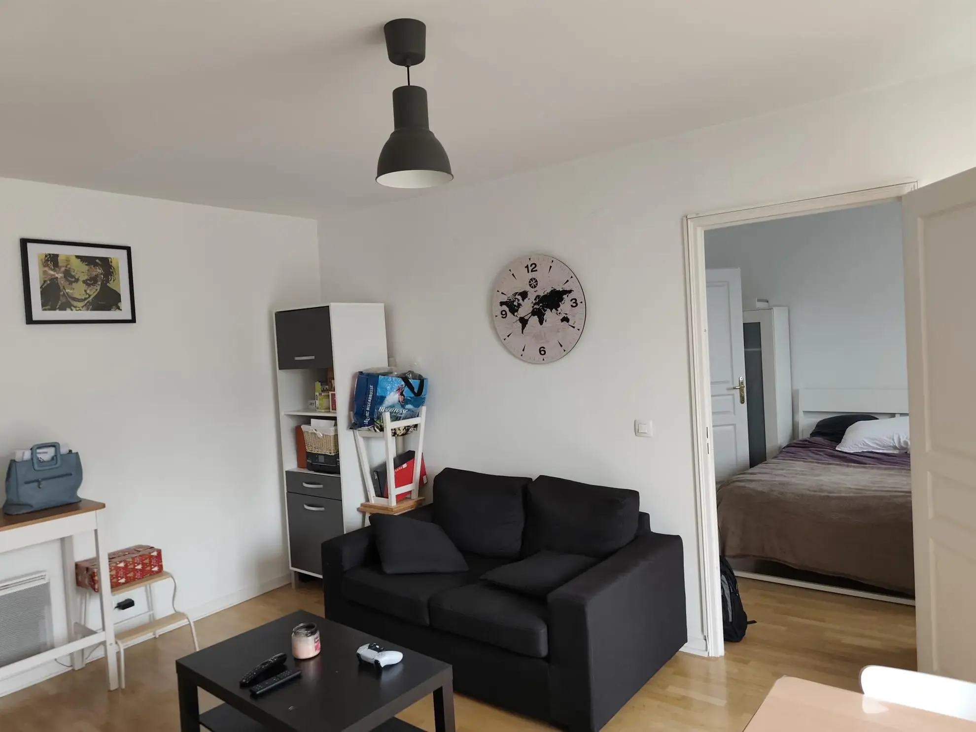 Bel appartement 2 pièces avec balcon, parking et cave à Les Clayes-sous-Bois