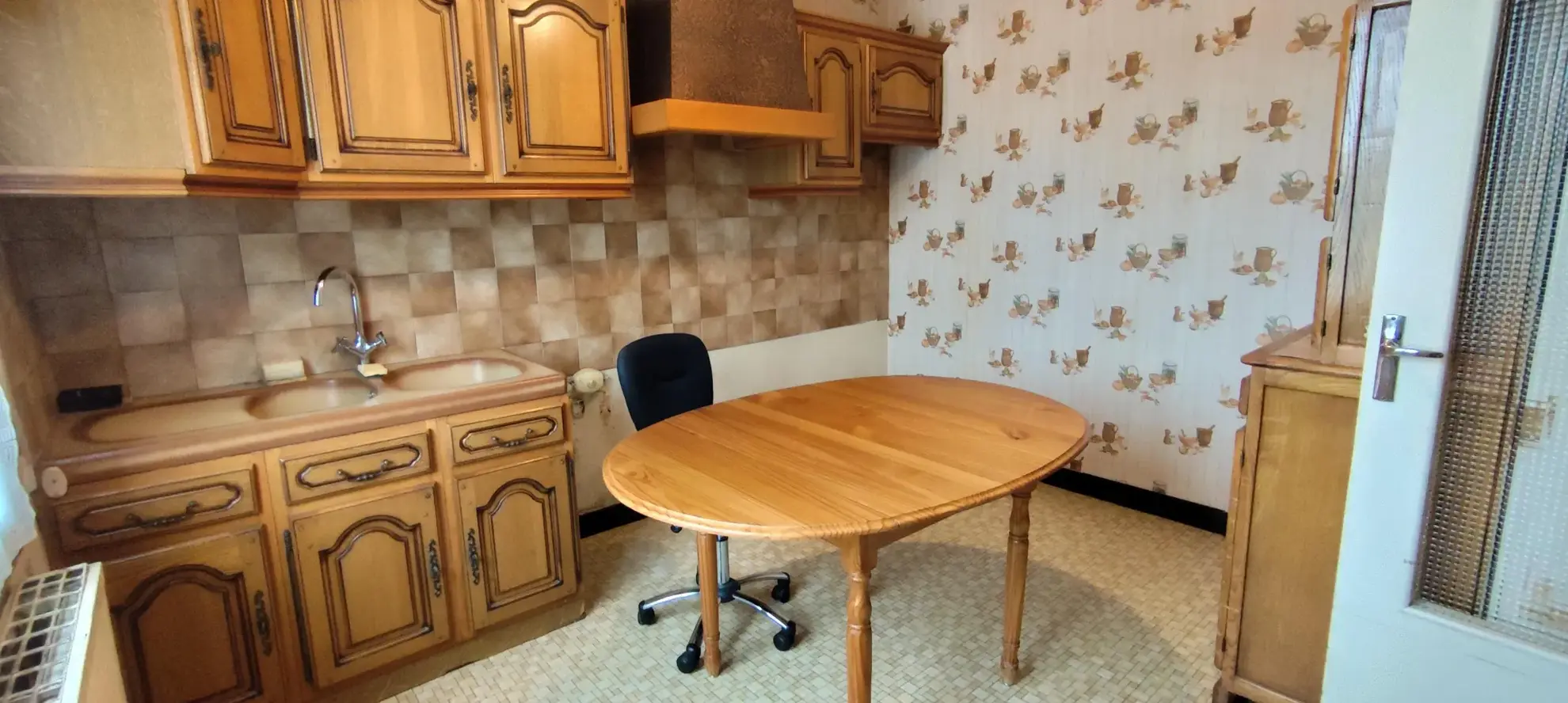 Pavillon traditionnel avec sous-sol total et jardin clos à Tanlay - Vente immobilière 