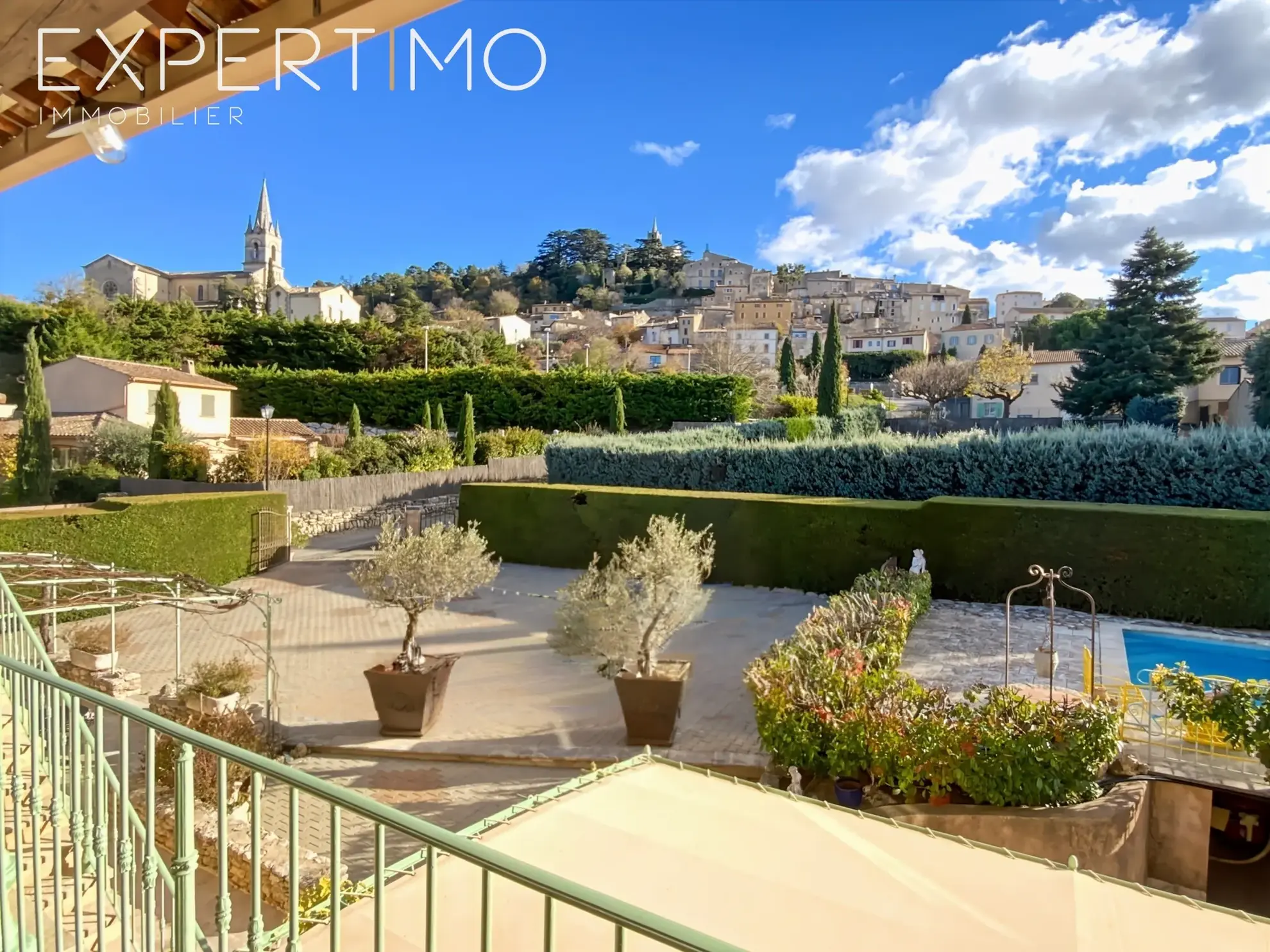 Appartement 2 chambres avec terrasse et piscine à Bonnieux dans le Luberon