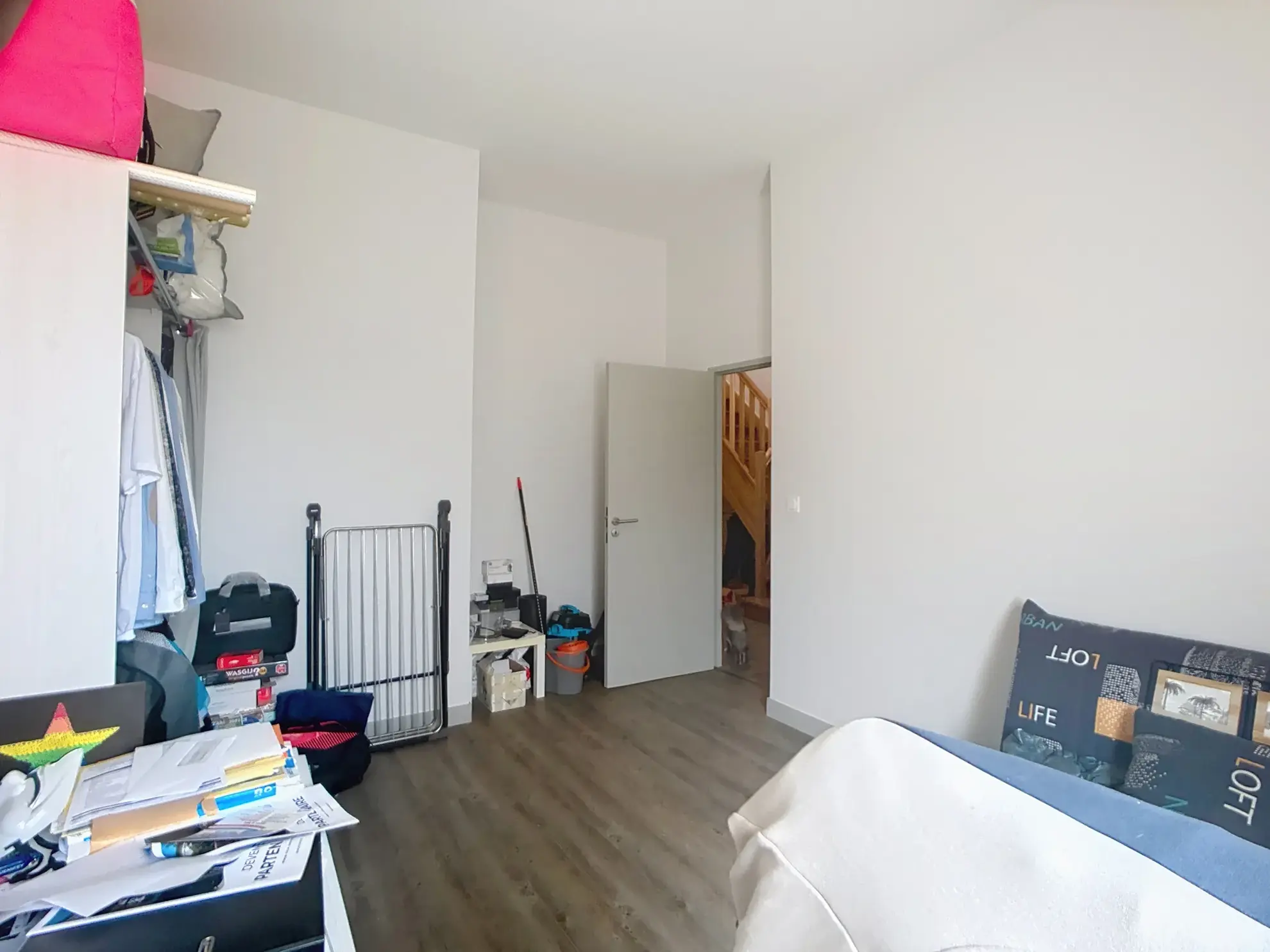 Magnifique duplex T3 avec terrasse, cour et parking à Vernaison en vente 