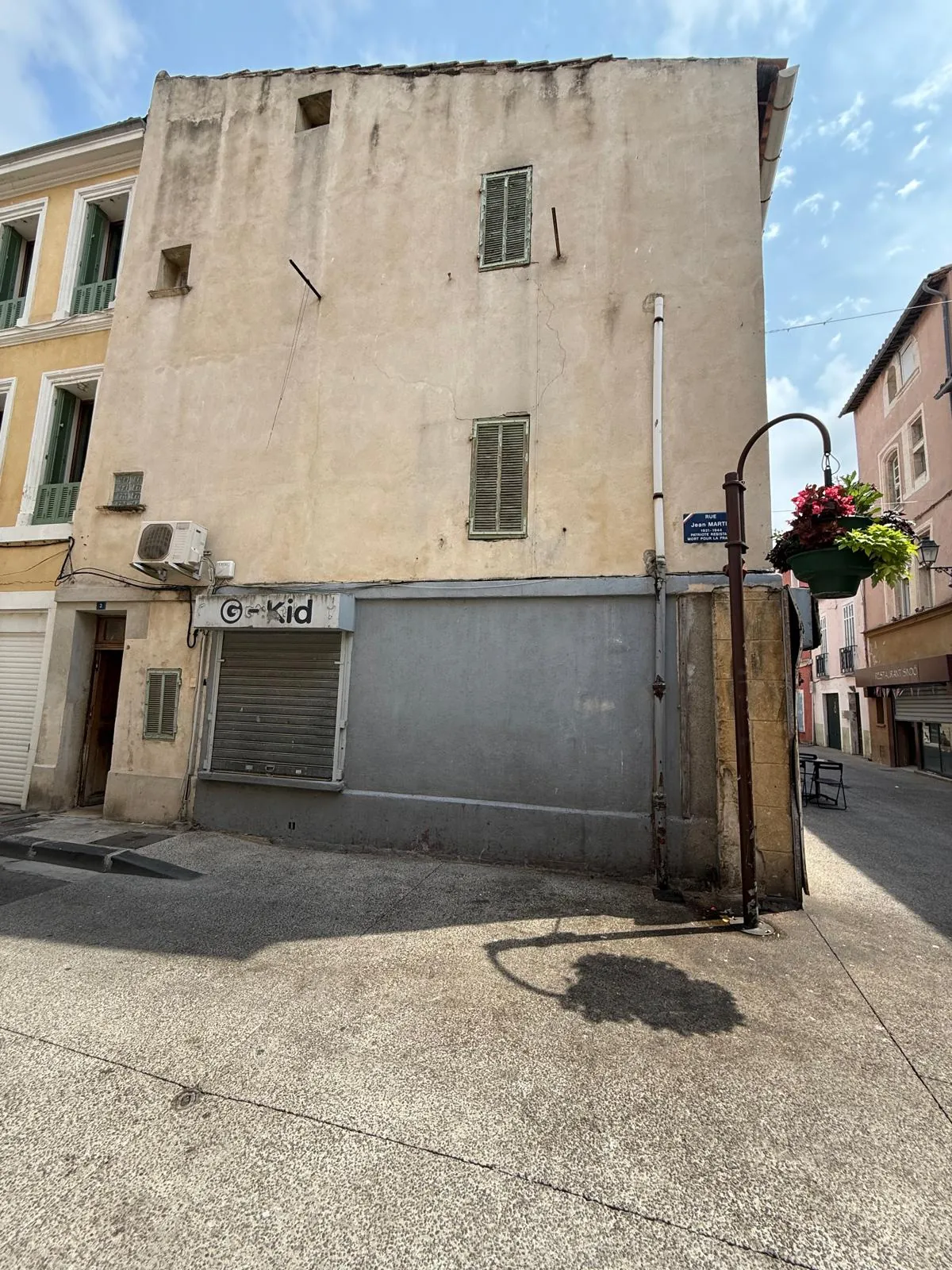 Immeuble à vendre au centre-ville de Martigues en excellent état 