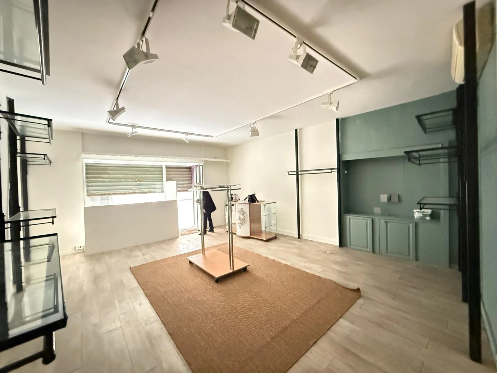 Immeuble à vendre au centre-ville de Martigues en excellent état 