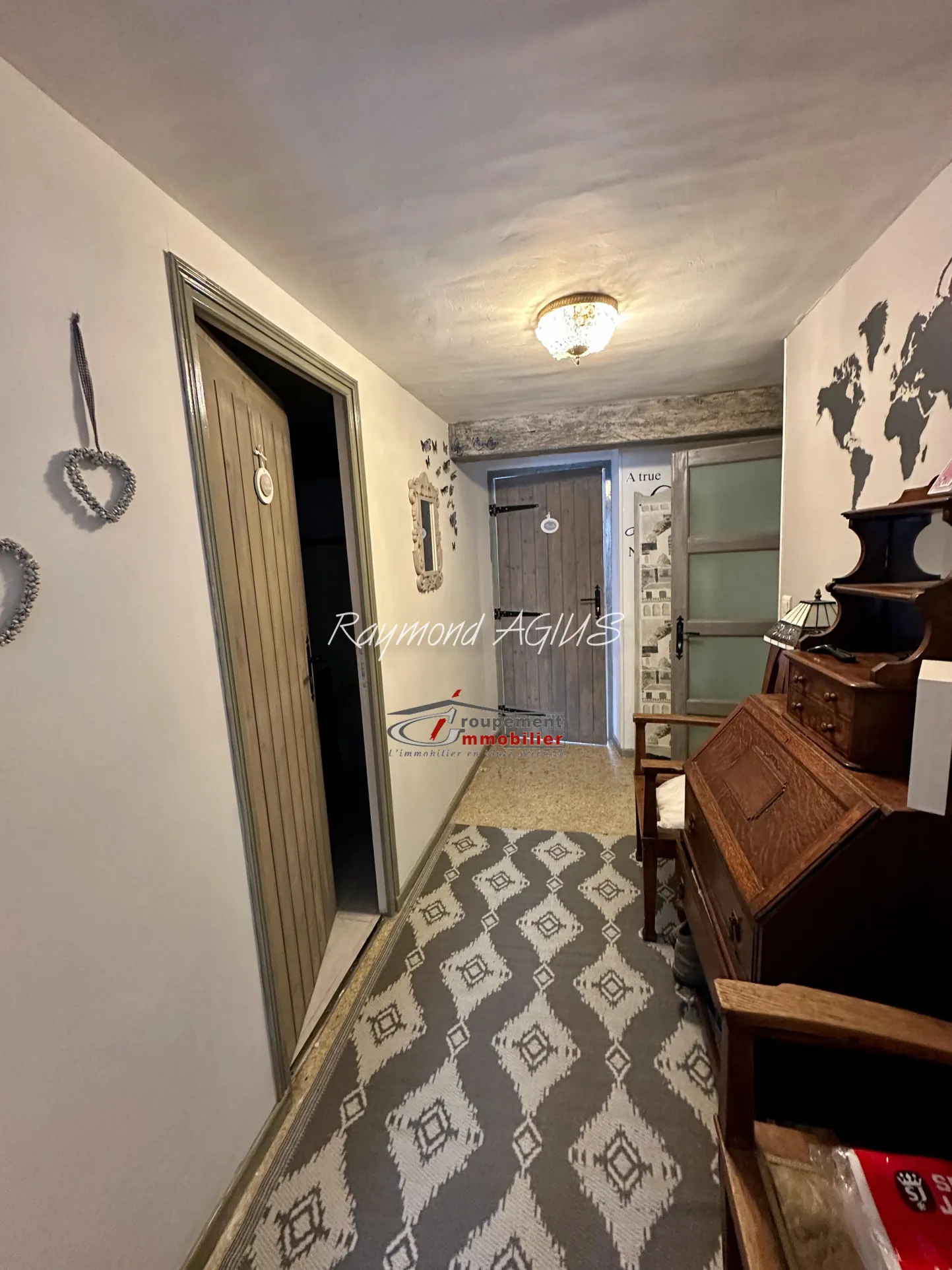 Maison de village à Eymet de 107 m² avec 2 chambres au cœur de la bastide 