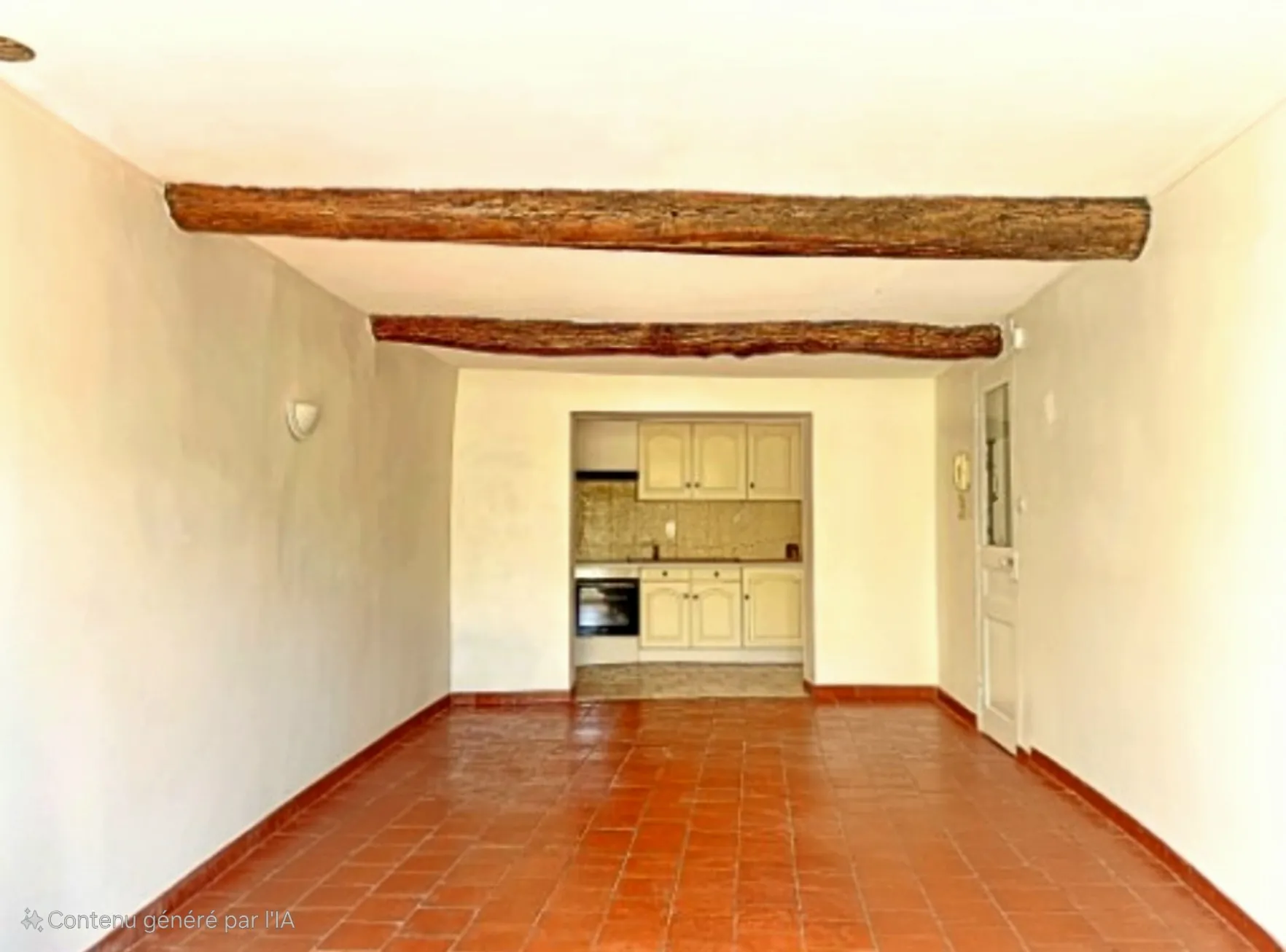 A vendre à Rians, maison de village de 68m² avec garage, charme provençal et potentiel à rafraîchir 