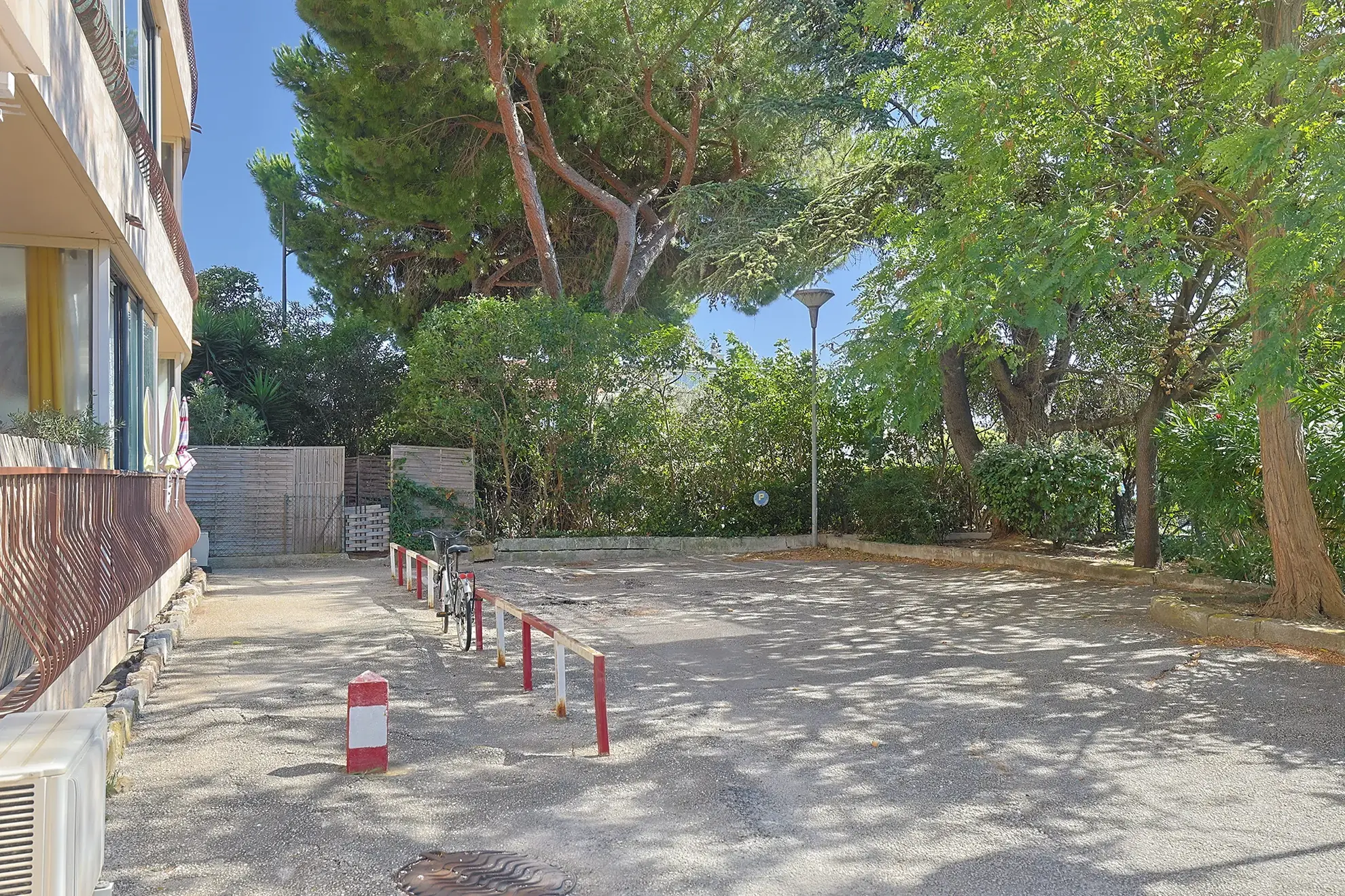 Appartement T2 de 45 m² avec terrasse et parking à Sanary-sur-Mer 