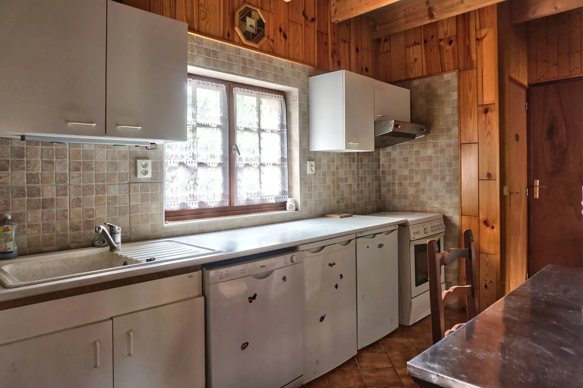 Longère en pierre d'environ 77 m² à Lanvollon avec potentiel de rénovation 