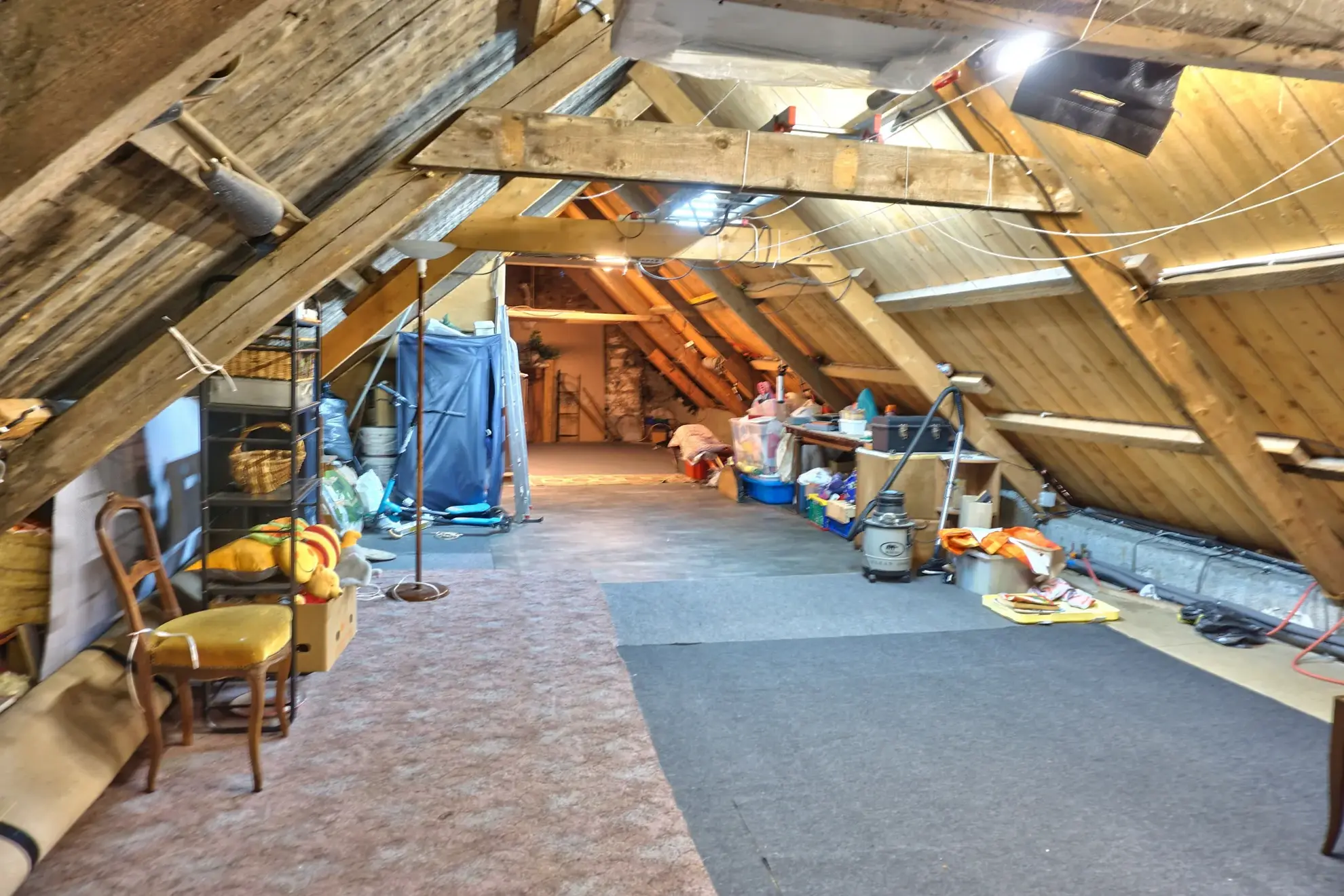 Longère en pierre d'environ 77 m² à Lanvollon avec potentiel de rénovation 