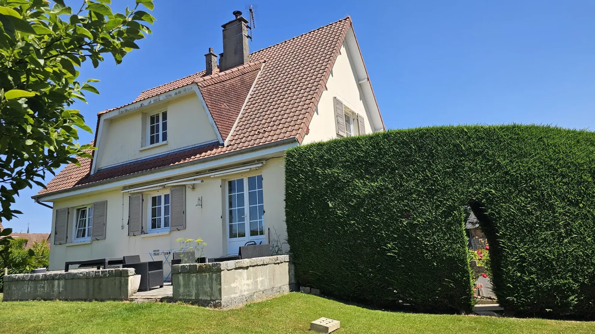 Maison de 126 m² avec 4 chambres à Longueville-sur-Scie - Secteur calme 