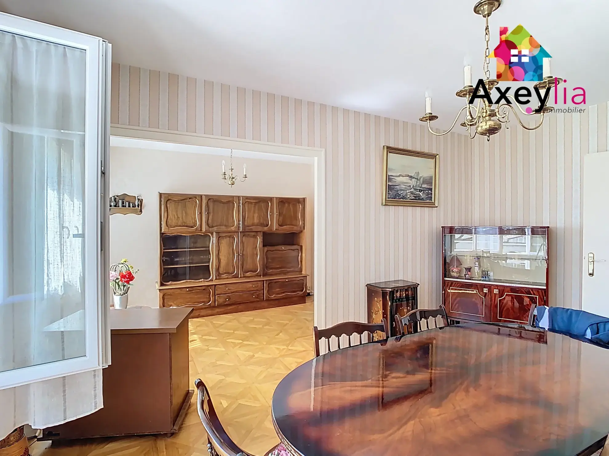 Appartement T4 à Roanne avec cave, garage et vue sur la nature 