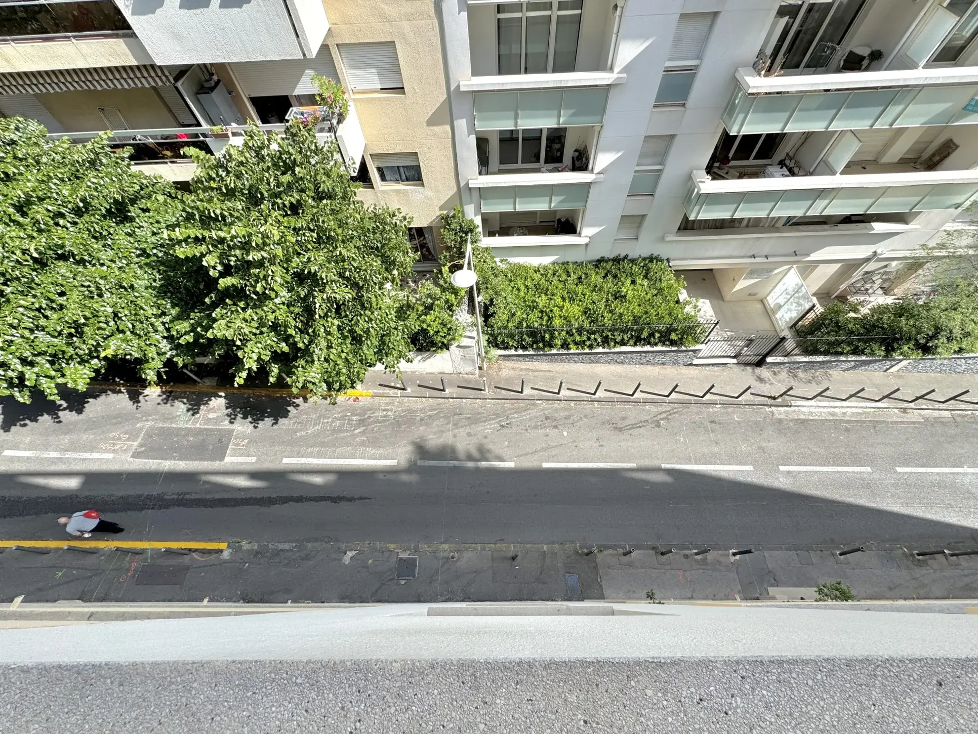 Appartement T3/T4 à rénover à Marseille, calme et lumineux 