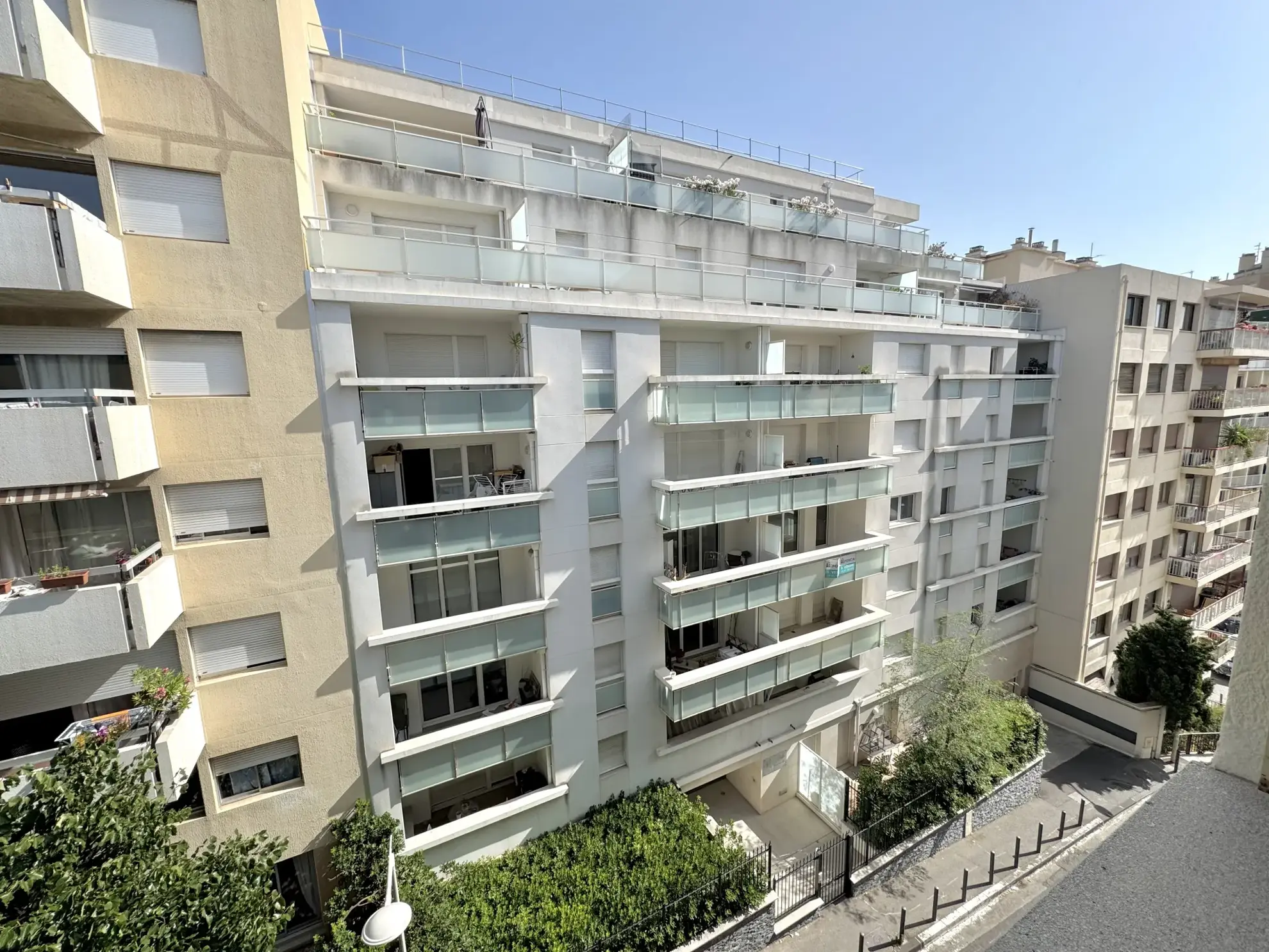 Appartement T3/T4 à rénover à Marseille, calme et lumineux 