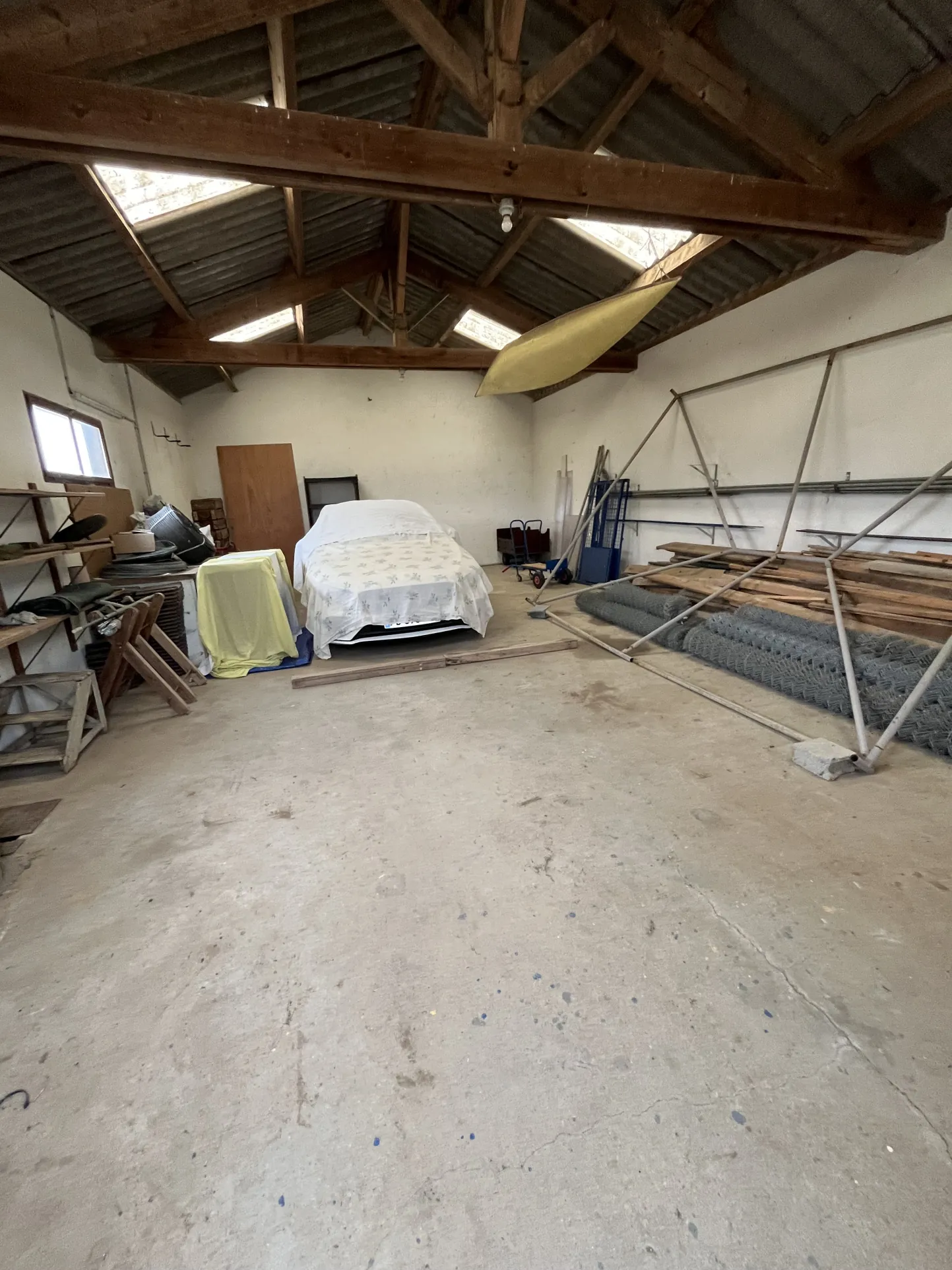 Maison de type 4 avec isolation extérieure à Saint VARENT - Calme et confort sur 1977 m² 