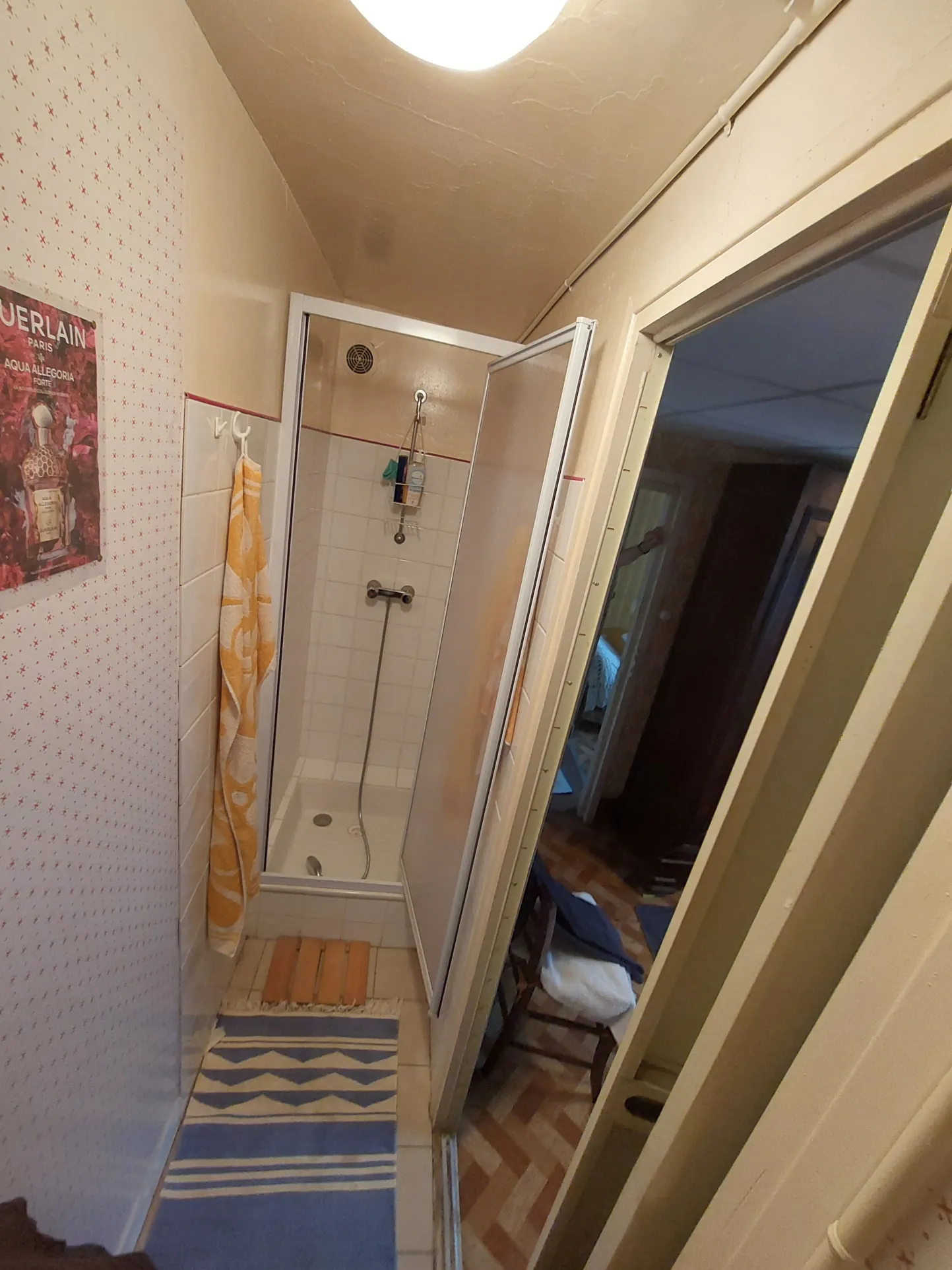 Maison de village à rénover de 72,20 m² à Camarès avec caves et terrasse 