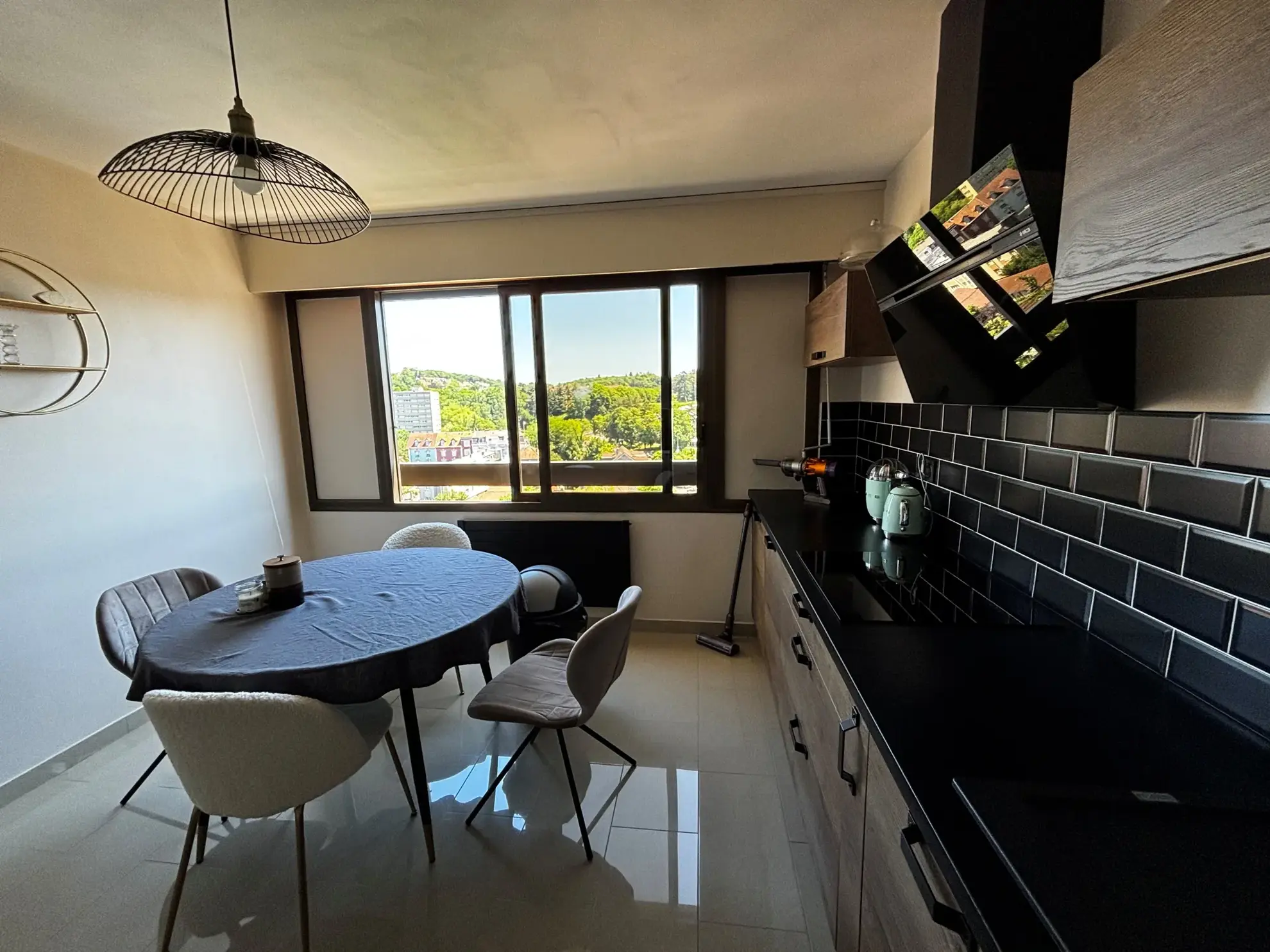 Appartement rénové de 99,90 m² avec vue à Belfort Centre 