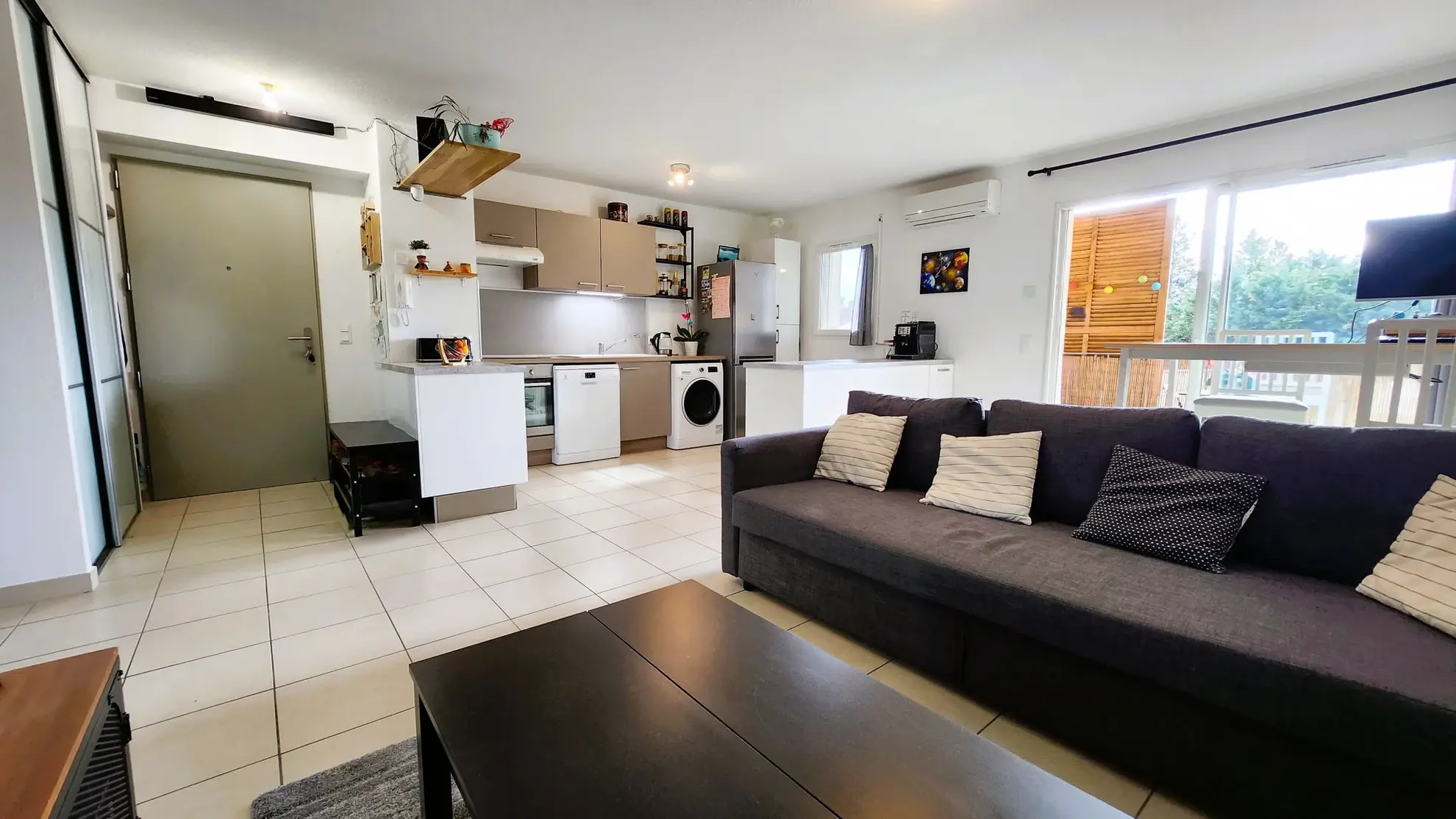 Charmant appartement T3 de 60 m² à Pertuis avec balcon et parking - Résidence sécurisée 