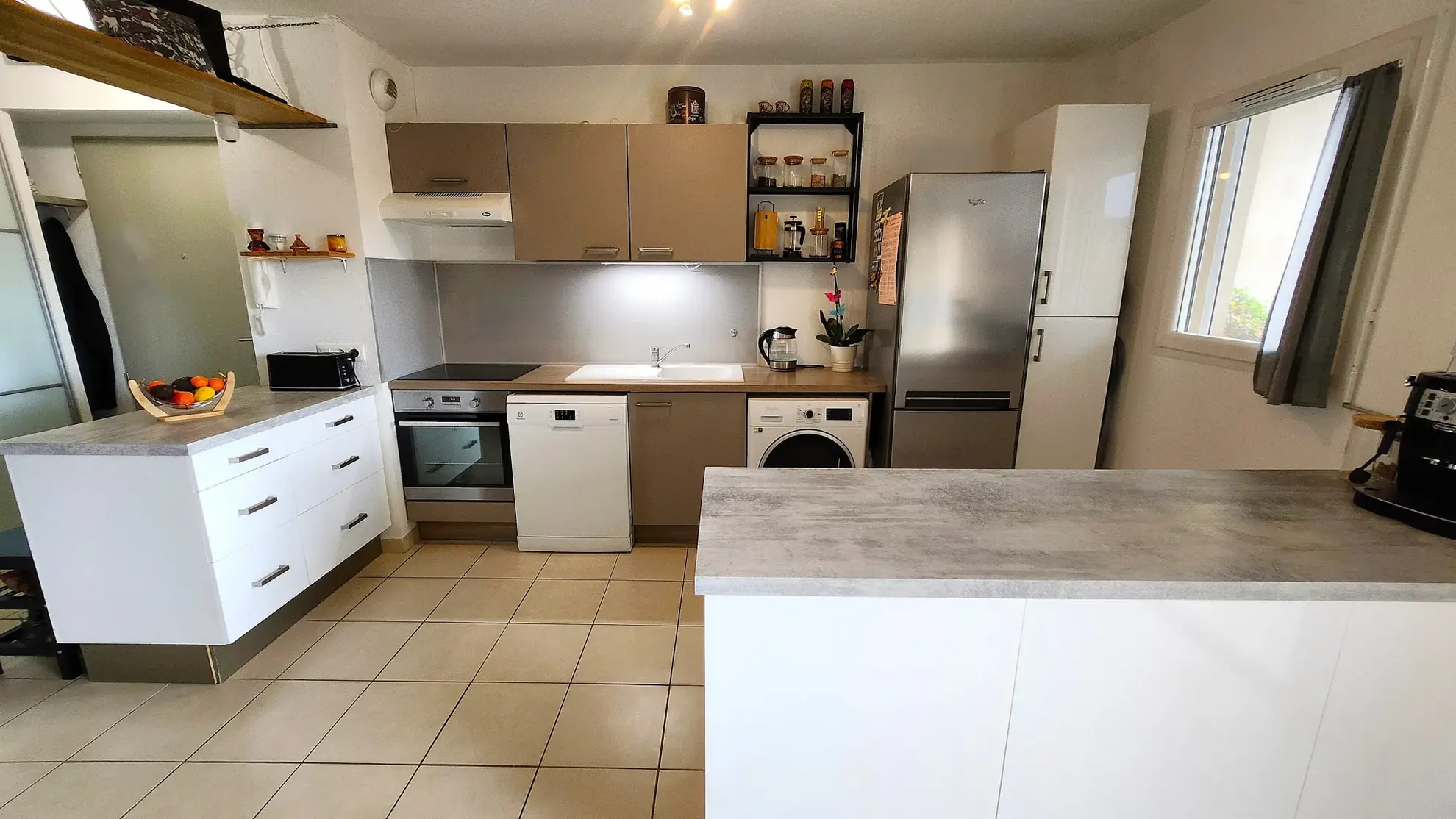 Charmant appartement T3 de 60 m² à Pertuis avec balcon et parking - Résidence sécurisée 