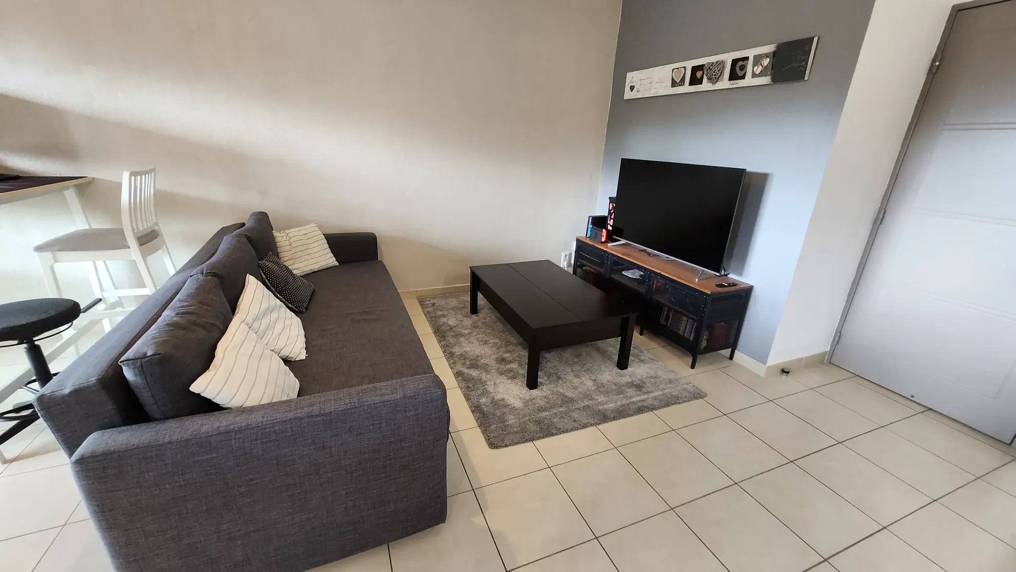 Charmant appartement T3 de 60 m² à Pertuis avec balcon et parking - Résidence sécurisée 