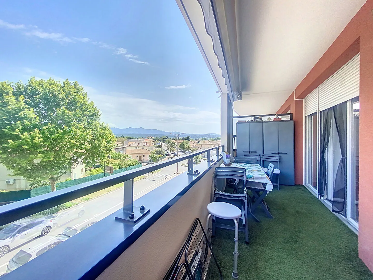 Bel appartement Type 2 avec terrasse et stationnement à Gardanne 