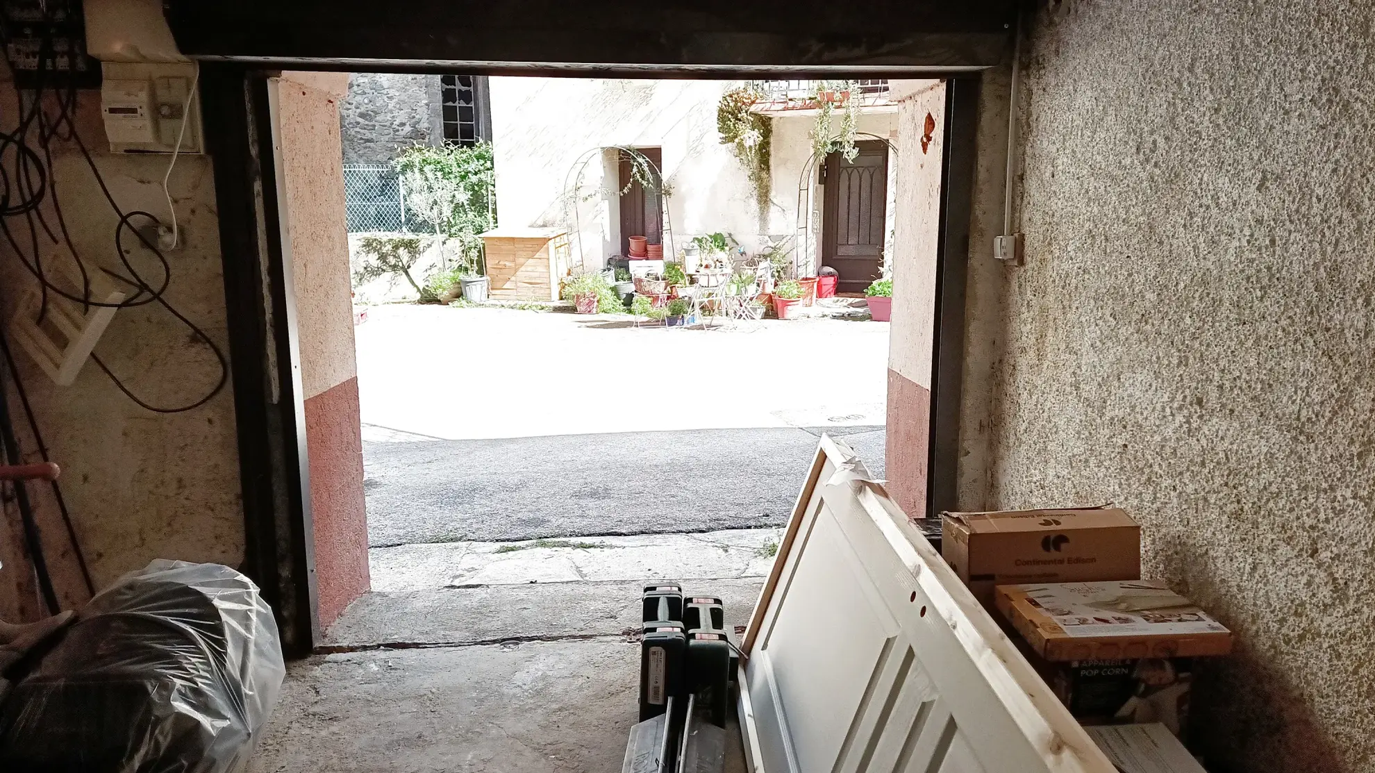 Maison à vendre à Arles-sur-Tech - 150 m², 4 chambres, rénovation en cours 