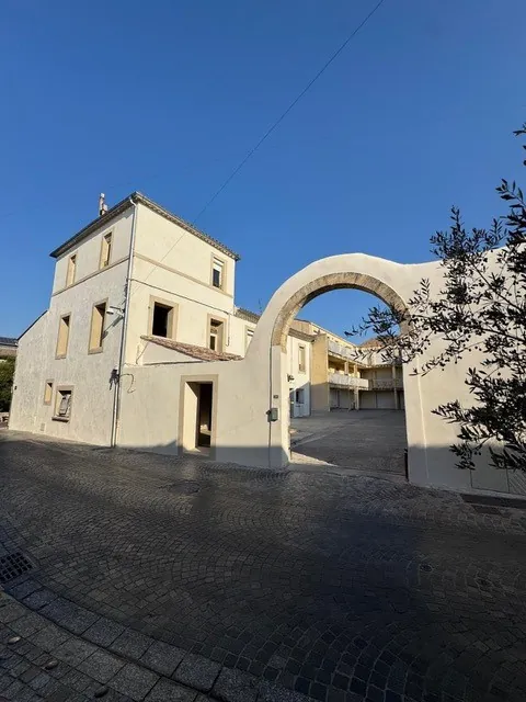 Appartement T1 bis à Pérols avec terrasse et rentabilité de 5 % 