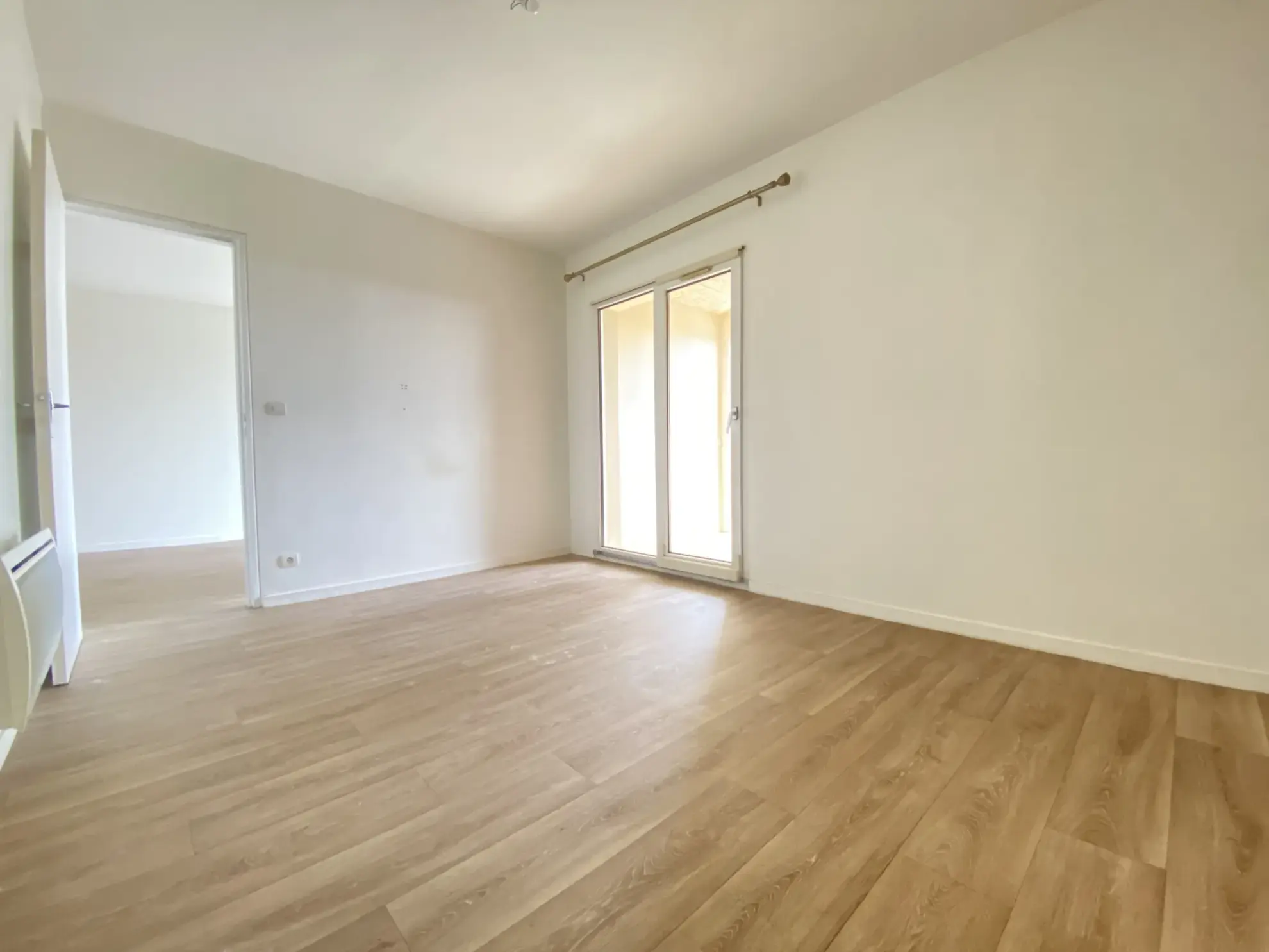 Spacieux appartement en centre-ville d'Abbeville avec balcon et ascenseur 