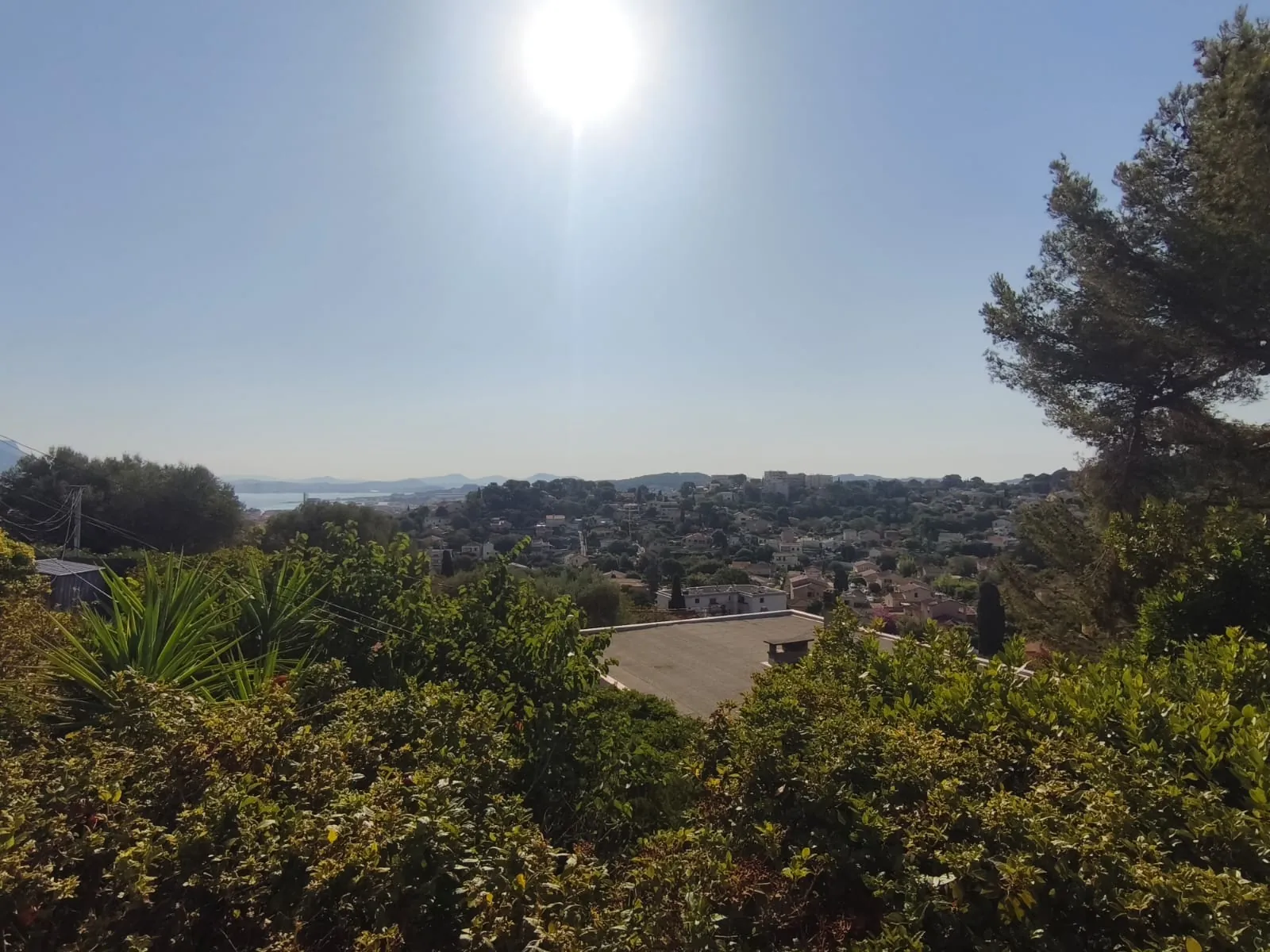 Studio avec jardin, terrasse et vue mer à La Seyne-sur-Mer 