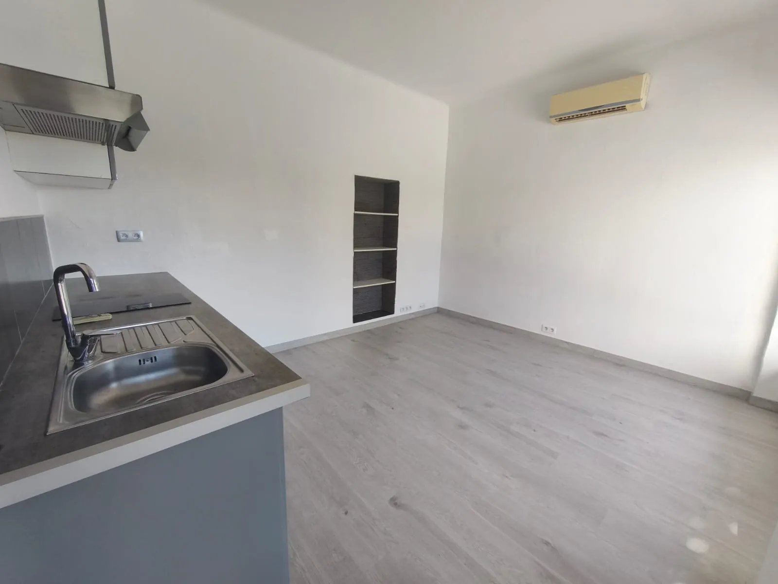 Studio avec jardin, terrasse et vue mer à La Seyne-sur-Mer 