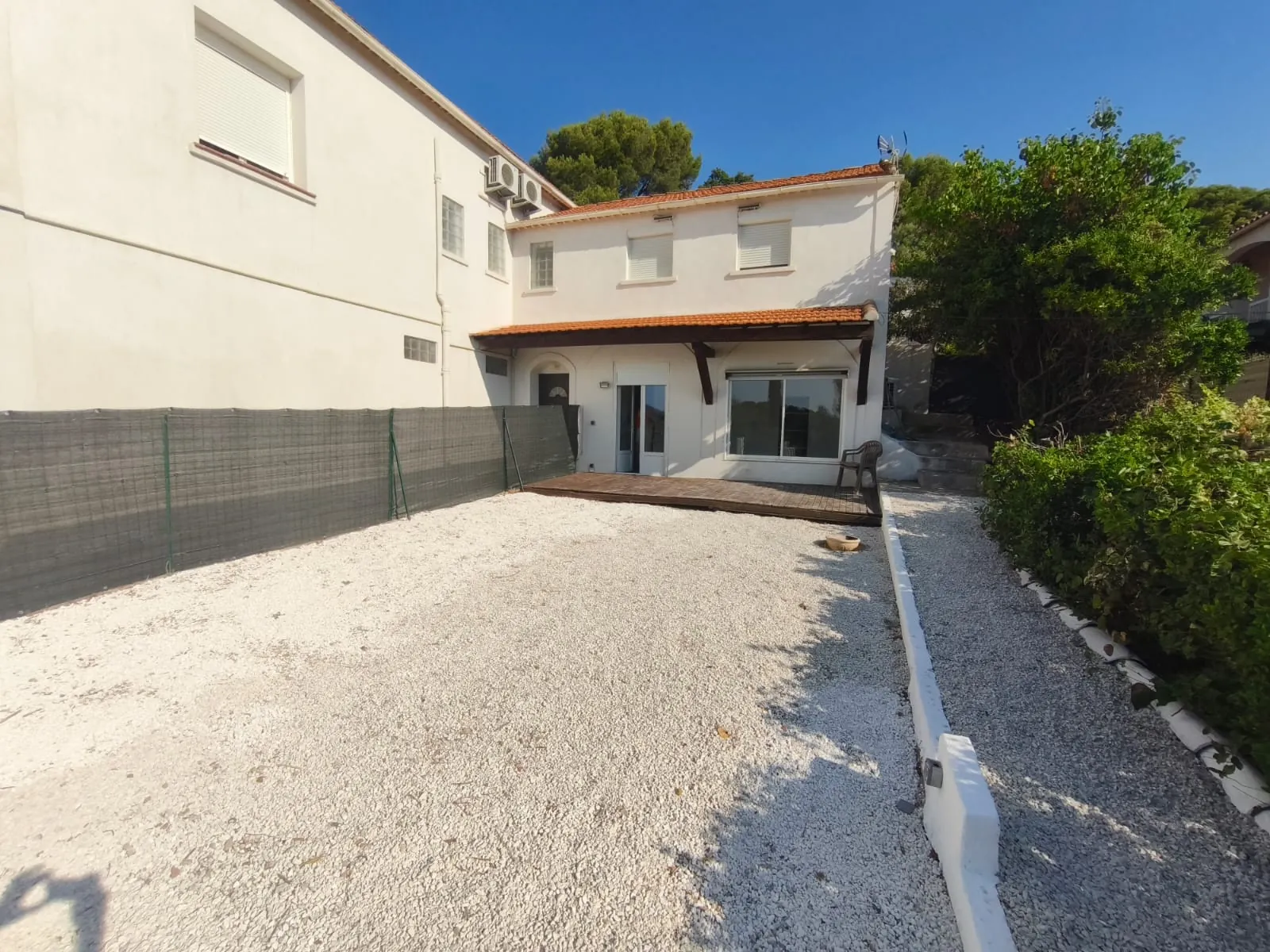 Studio avec jardin, terrasse et vue mer à La Seyne-sur-Mer 