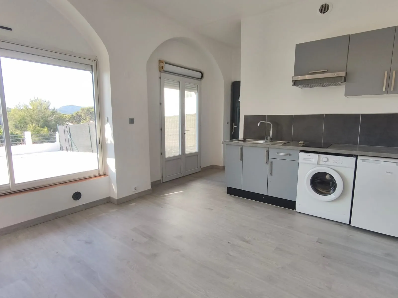 Studio avec jardin, terrasse et vue mer à La Seyne-sur-Mer 