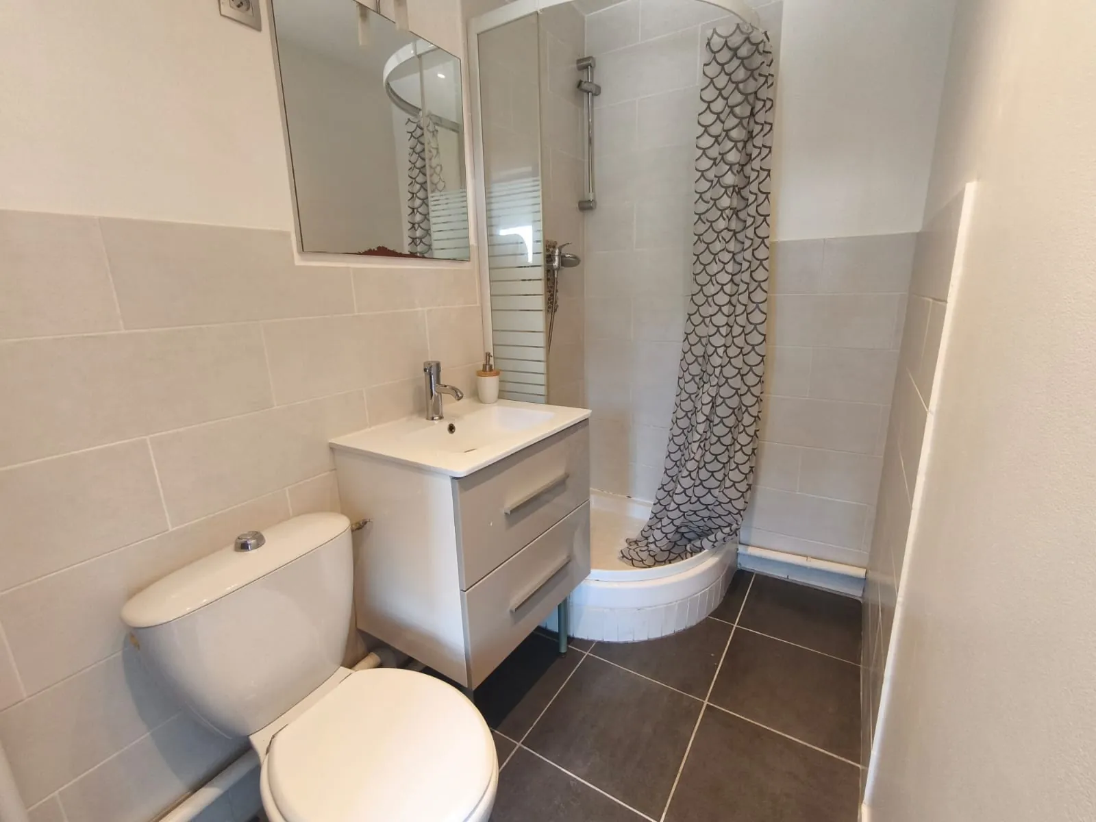 Studio avec jardin, terrasse et vue mer à La Seyne-sur-Mer 