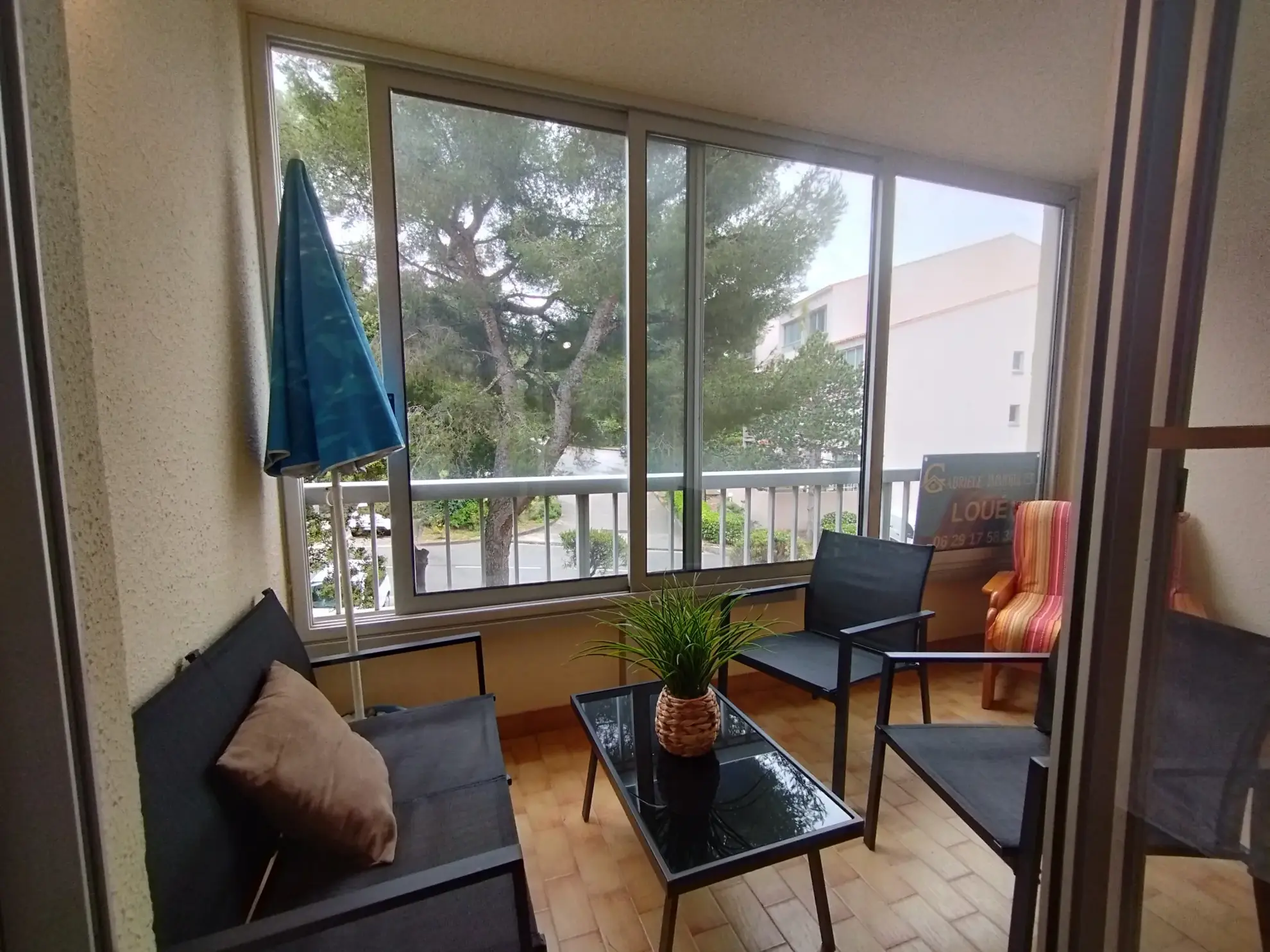 Studio meublé à vendre à Saint Mandrier, proche plage avec parking sécurisé