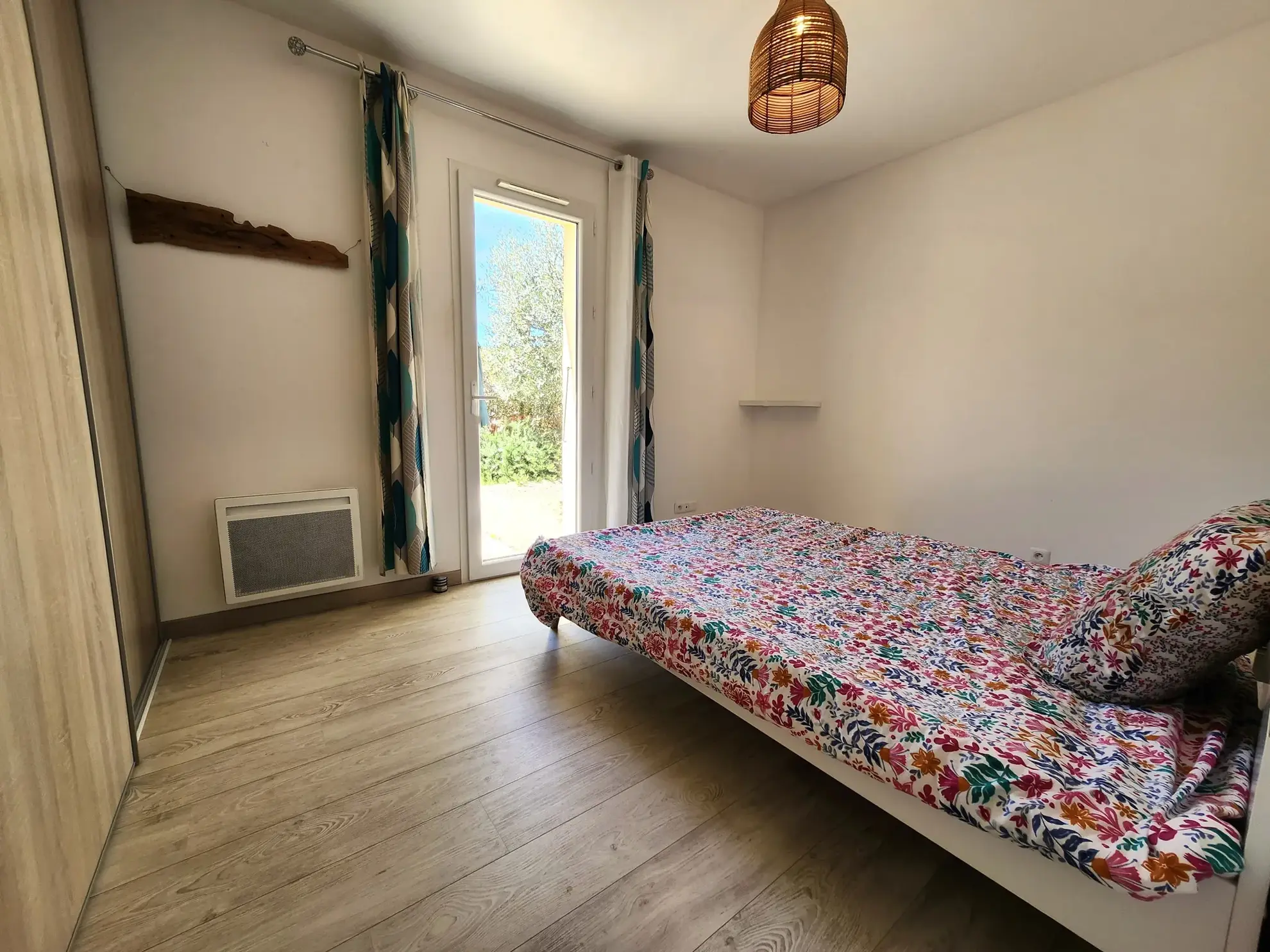 Maison de plain-pied de 84 m² avec vue exceptionnelle à Les Mées (04) 