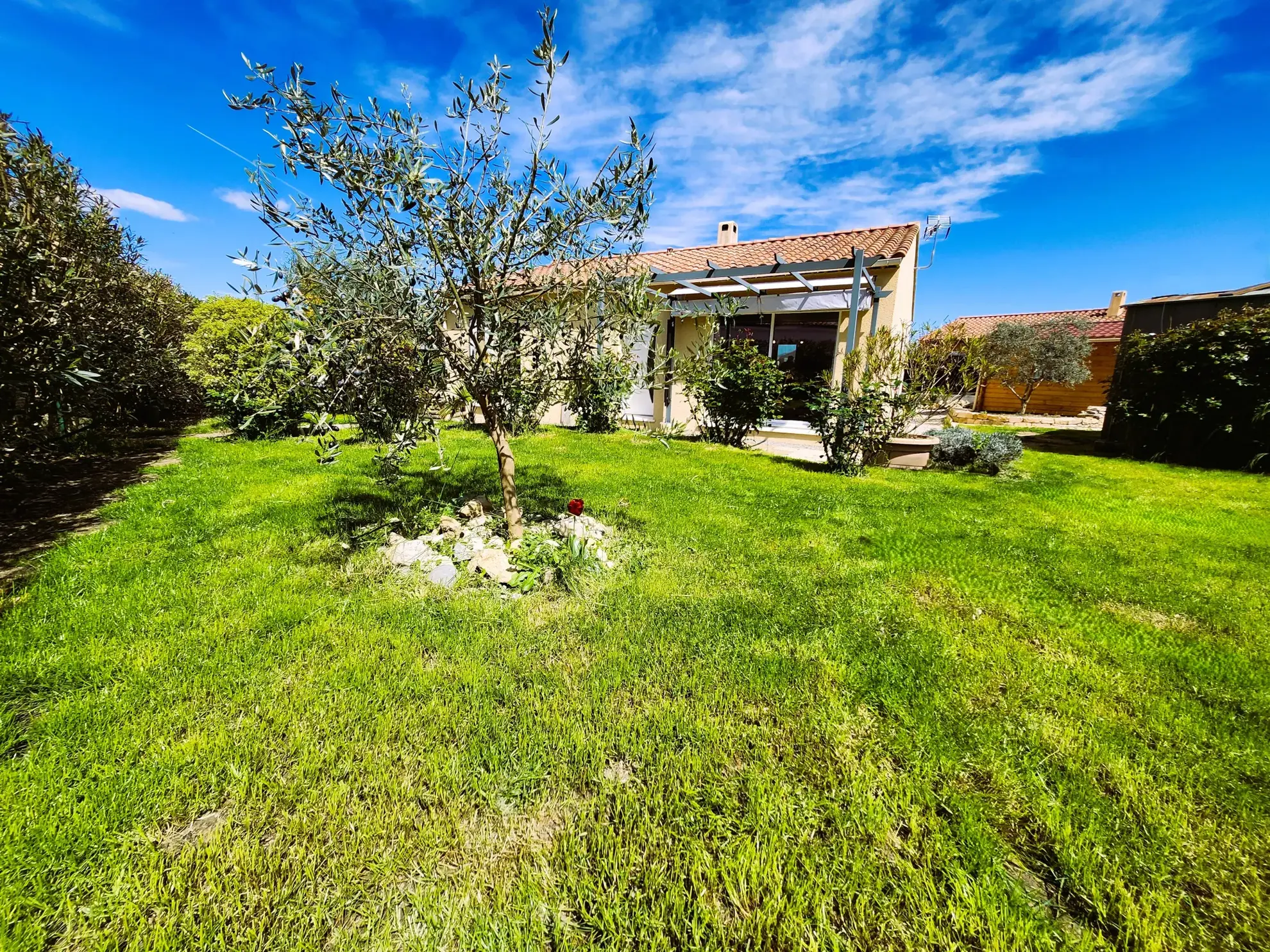 Maison de plain-pied de 84 m² avec vue exceptionnelle à Les Mées (04) 