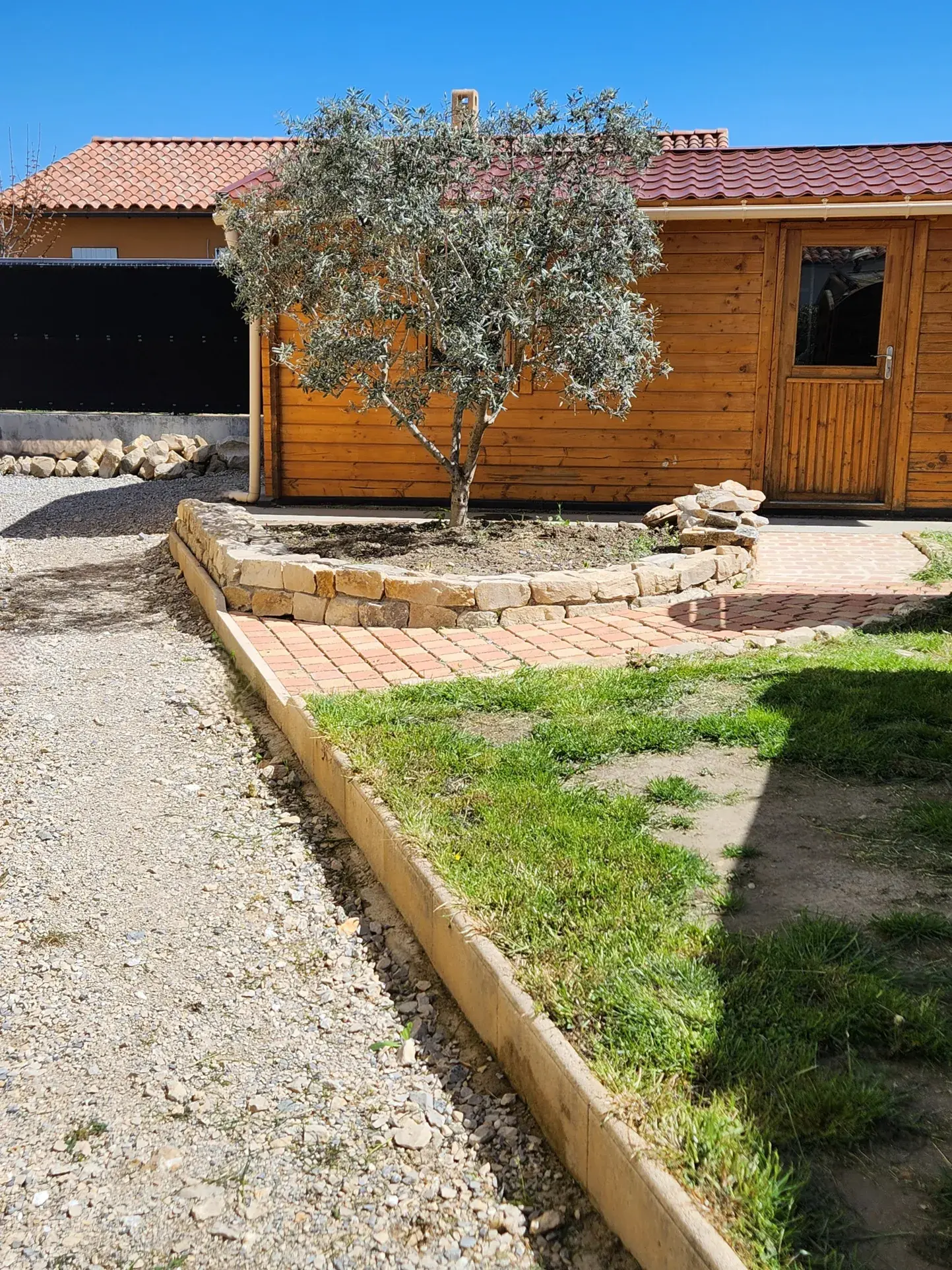 Maison de plain-pied de 84 m² avec vue exceptionnelle à Les Mées (04) 