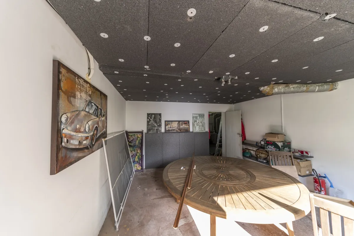 Maison T6 avec grands garages sur terrain de 3204m² près de Montauban 