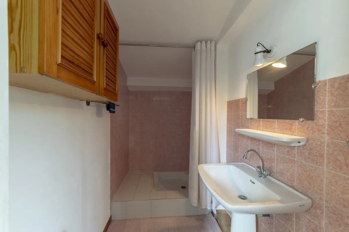 Maison T6 avec grands garages sur terrain de 3204m² près de Montauban 