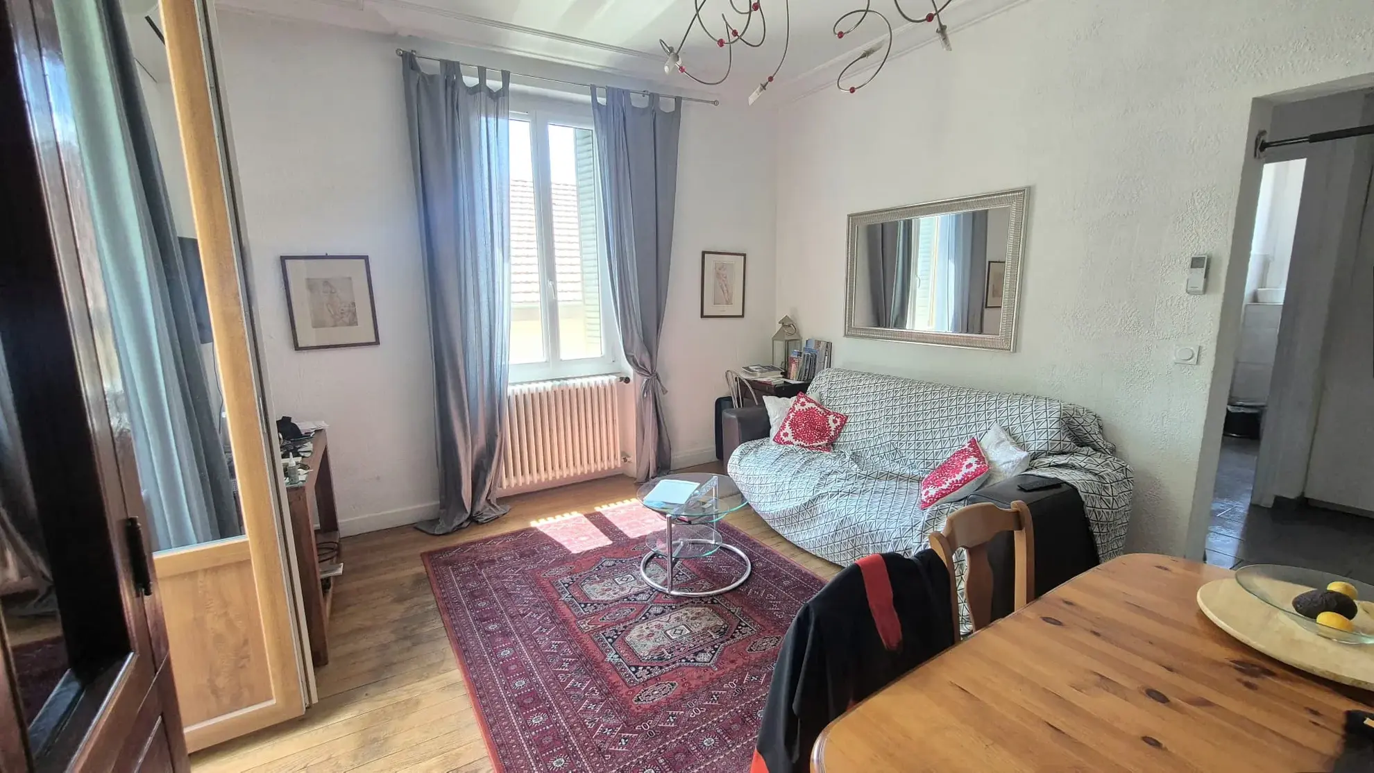 Appartement T3 lumineux avec balcon, cave et jardin partagé à Aix-les-Bains