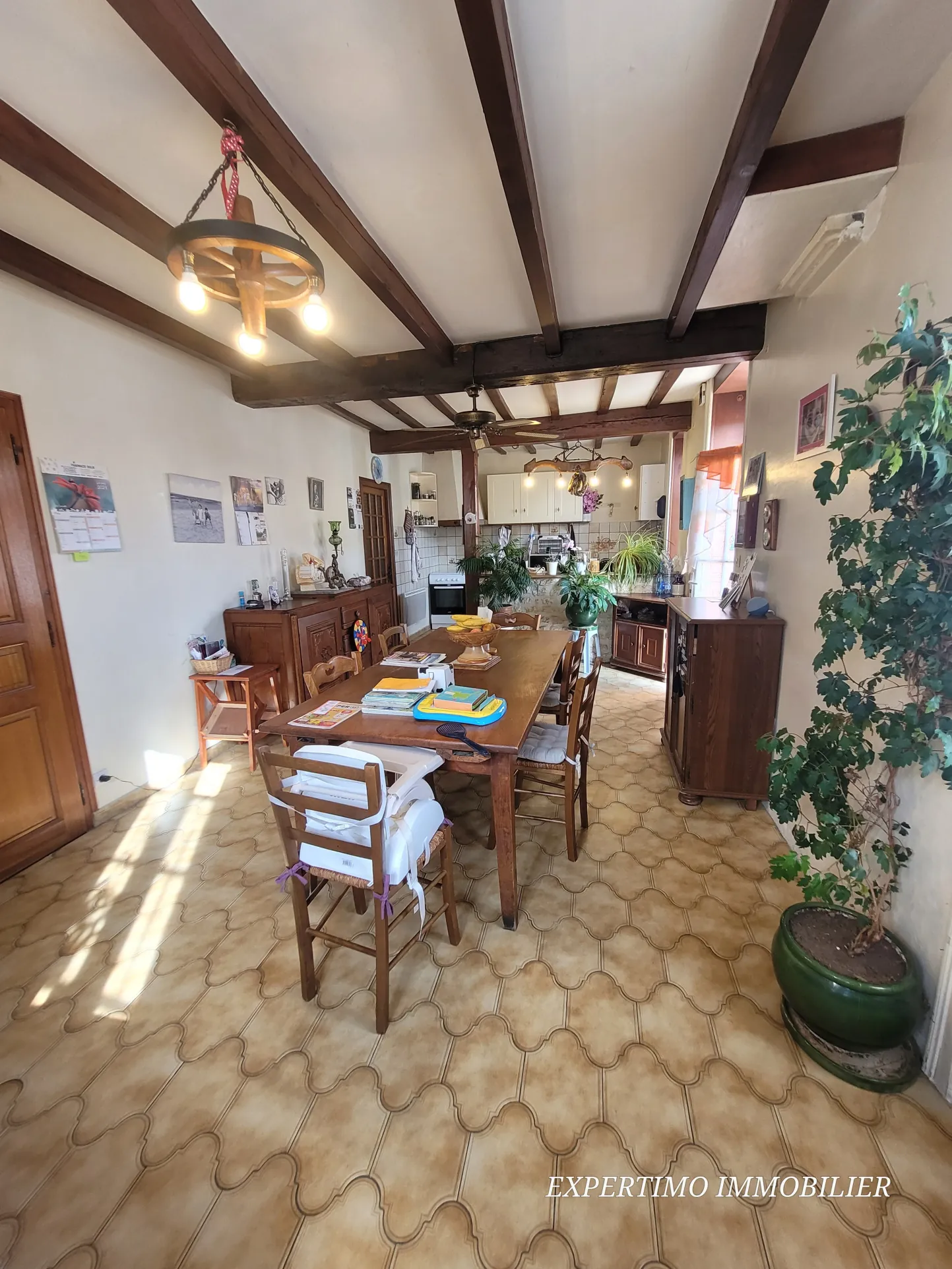 Maison de village à vendre entre Jonzac et Mirambeau, 95 m² 